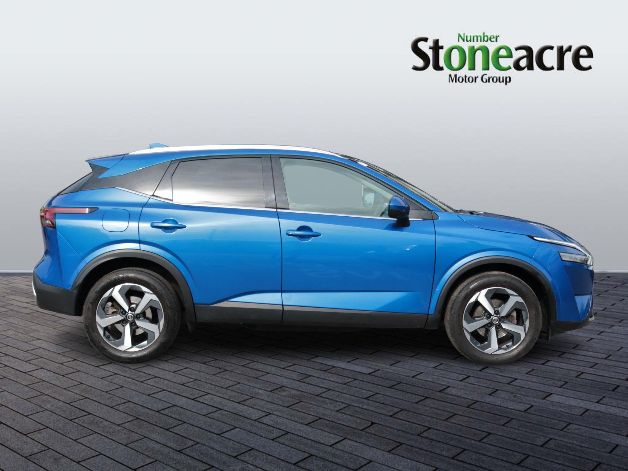 Nissan Qashqai 1.3 DIG-T MHEV Premiere Edition SUV 5dr Petrol Hybrid Manual Euro 6 (s/s) (140 ps) PE71VUV Image 2