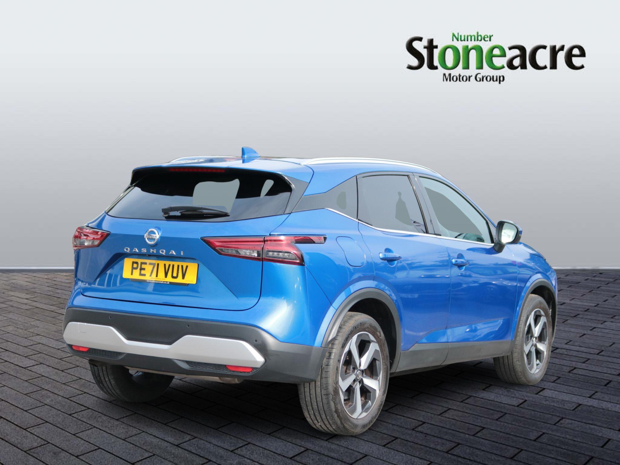 Nissan Qashqai 1.3 DIG-T MHEV Premiere Edition SUV 5dr Petrol Hybrid Manual Euro 6 (s/s) (140 ps) PE71VUV Image 3