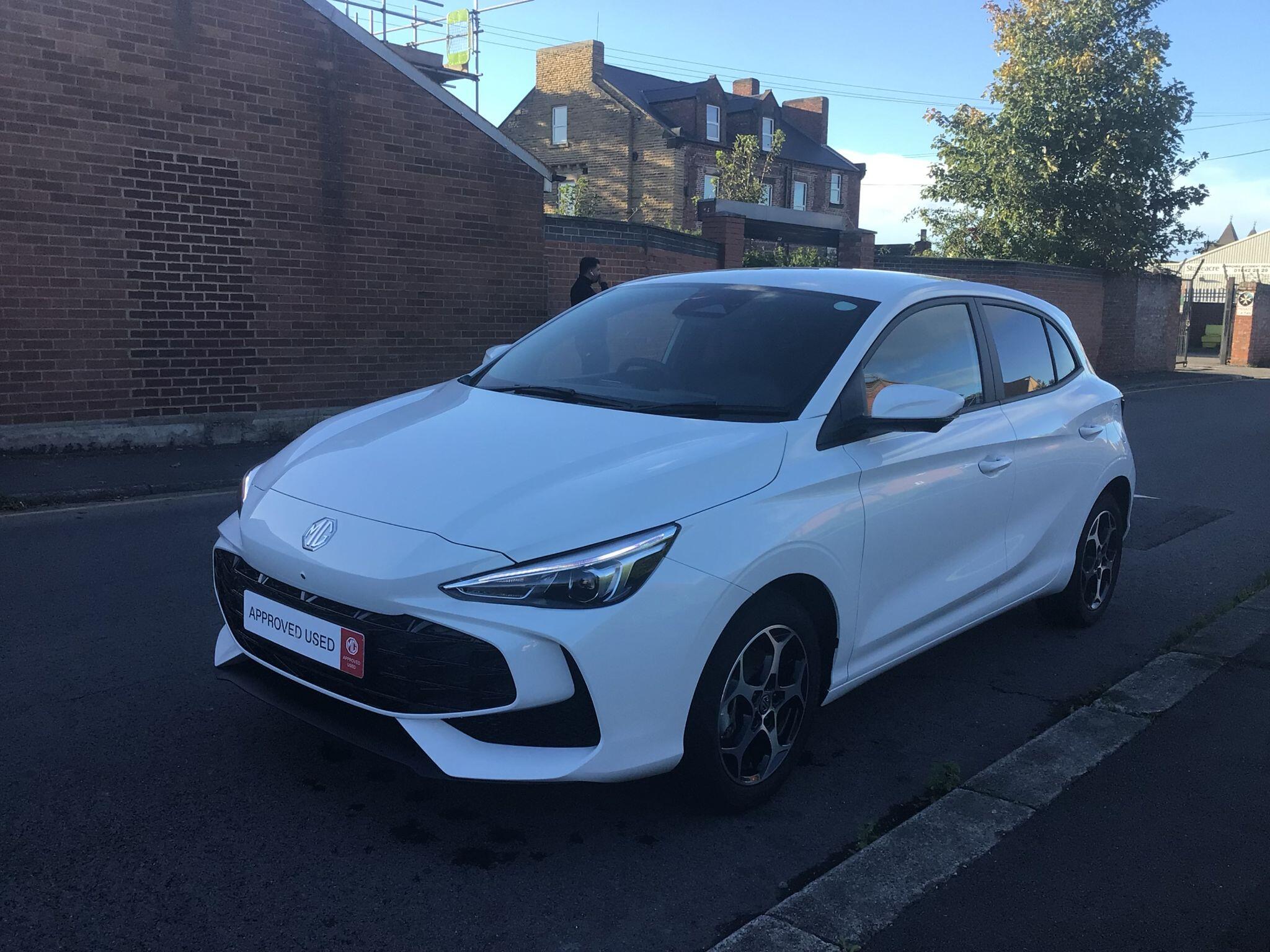 MG 3 Hybrid+ 1.5 Hybrid+ Trophy Auto Euro 6 (s/s) 5dr NU75RPX Image 2