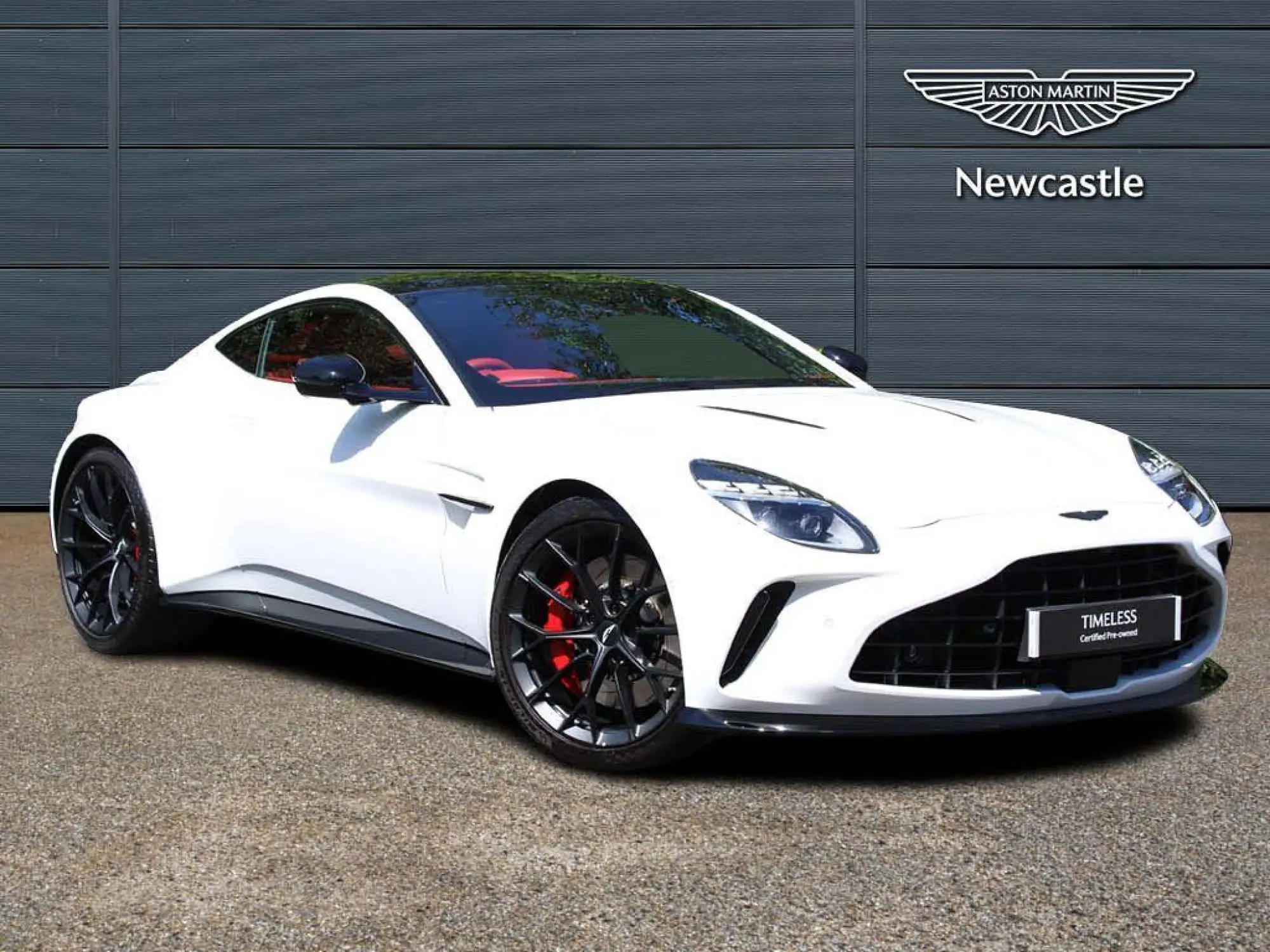 Aston Martin Vantage 4.0 V8 Auto Euro 6 2dr NA74ZHC Image 1