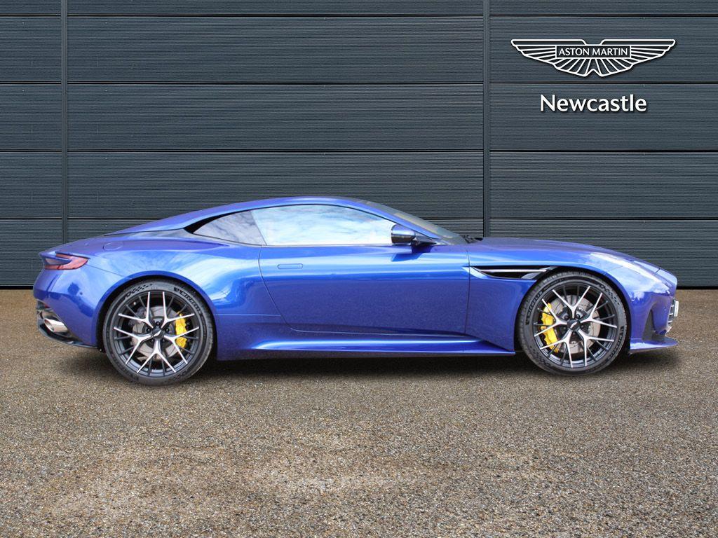 Aston Martin DB12 4.0 V8 Auto Euro 6 (s/s) 2dr NJ24EOO Image 2