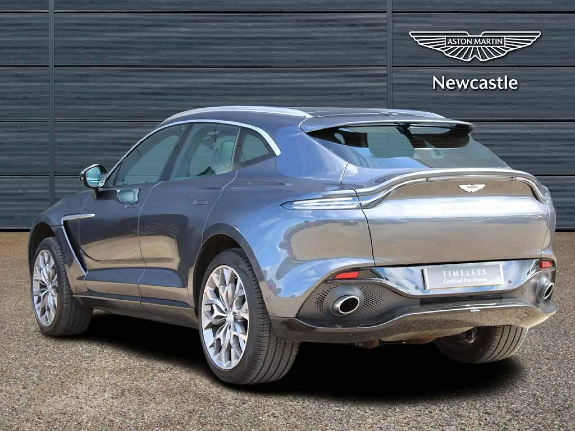 Aston Martin DBX V8 550 5dr Touchtronic NJ24EOZ Image 2