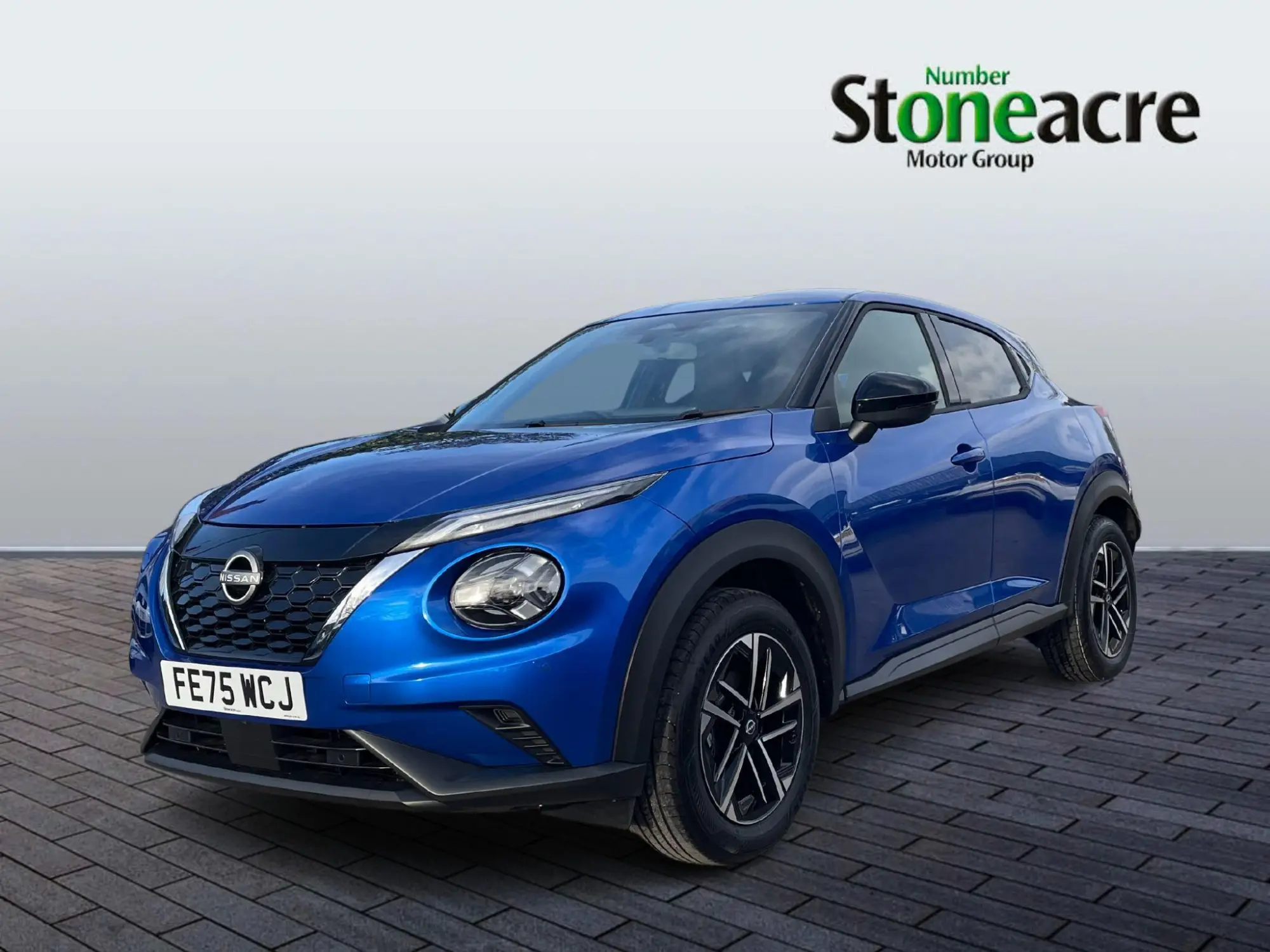 Nissan Juke Hybrid 1.6 N-Connecta Auto Euro 6 5dr FE75WCJ Image 3