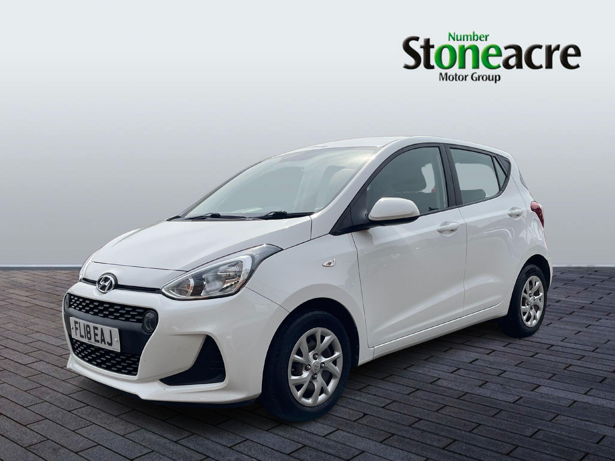 Hyundai i10 1.0 SE 5dr FL18EAJ Image 3
