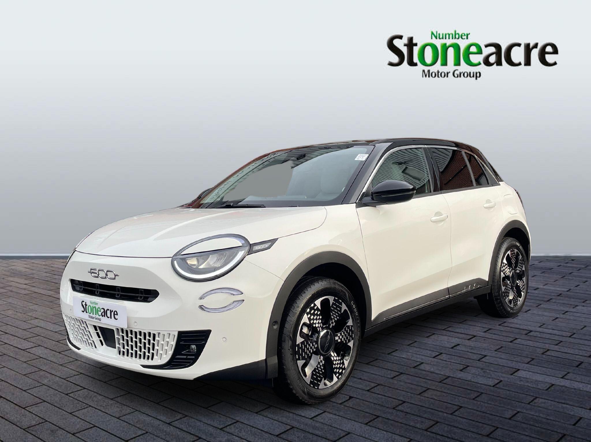 Fiat 600 1.2 MHEV La Prima e-DCT Euro 6 (s/s) 5dr FG75JKK Image 3