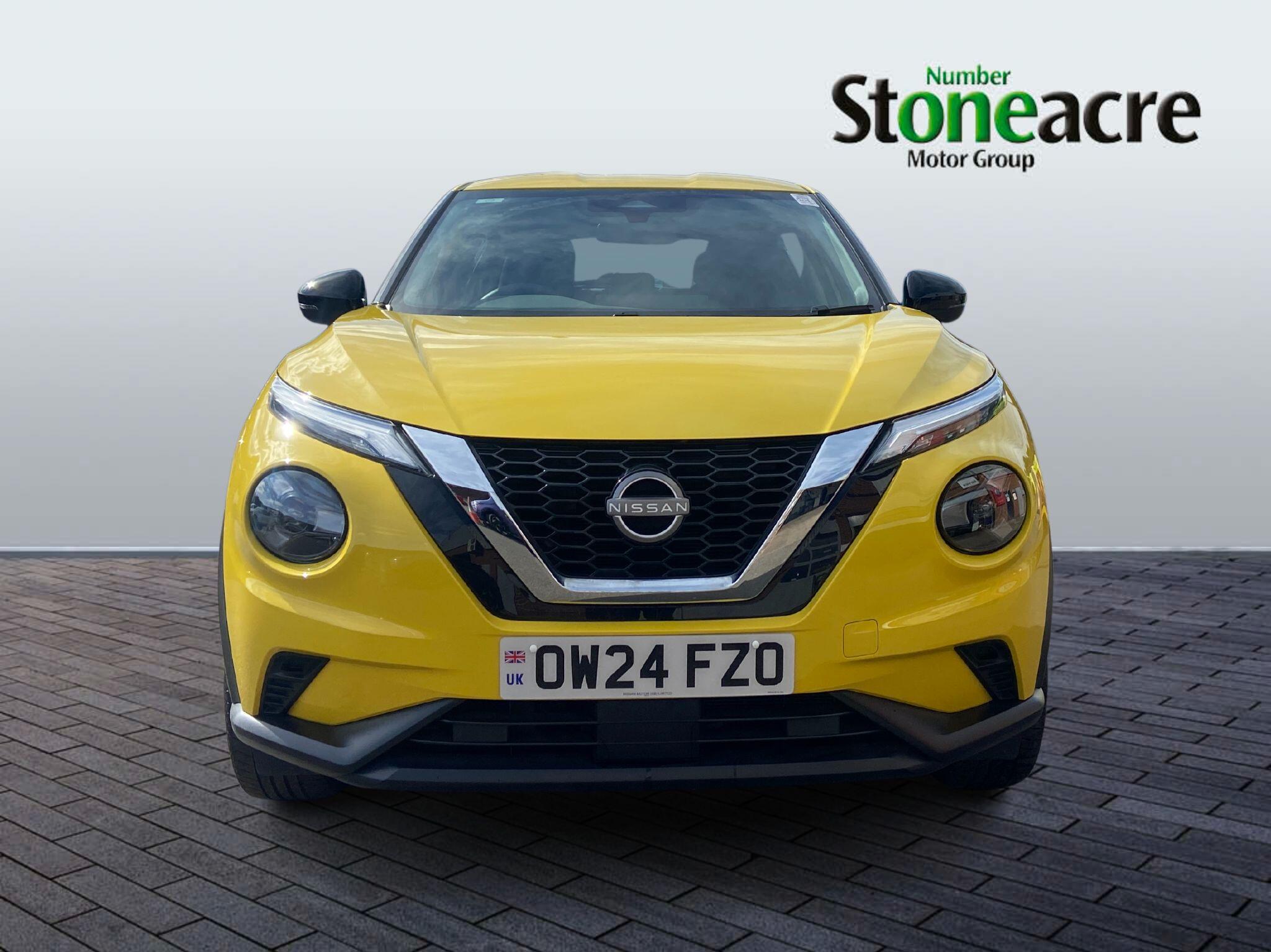 Nissan Juke 1.0 DIG-T Acenta Premium DCT Auto Euro 6 (s/s) 5dr OW24FZO Image 2