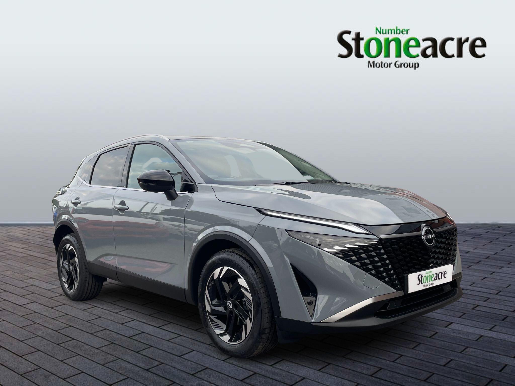 Nissan Qashqai 1.3 DIG-T MHEV N-Connecta Euro 6 (s/s) 5dr FM25YSR Image 1