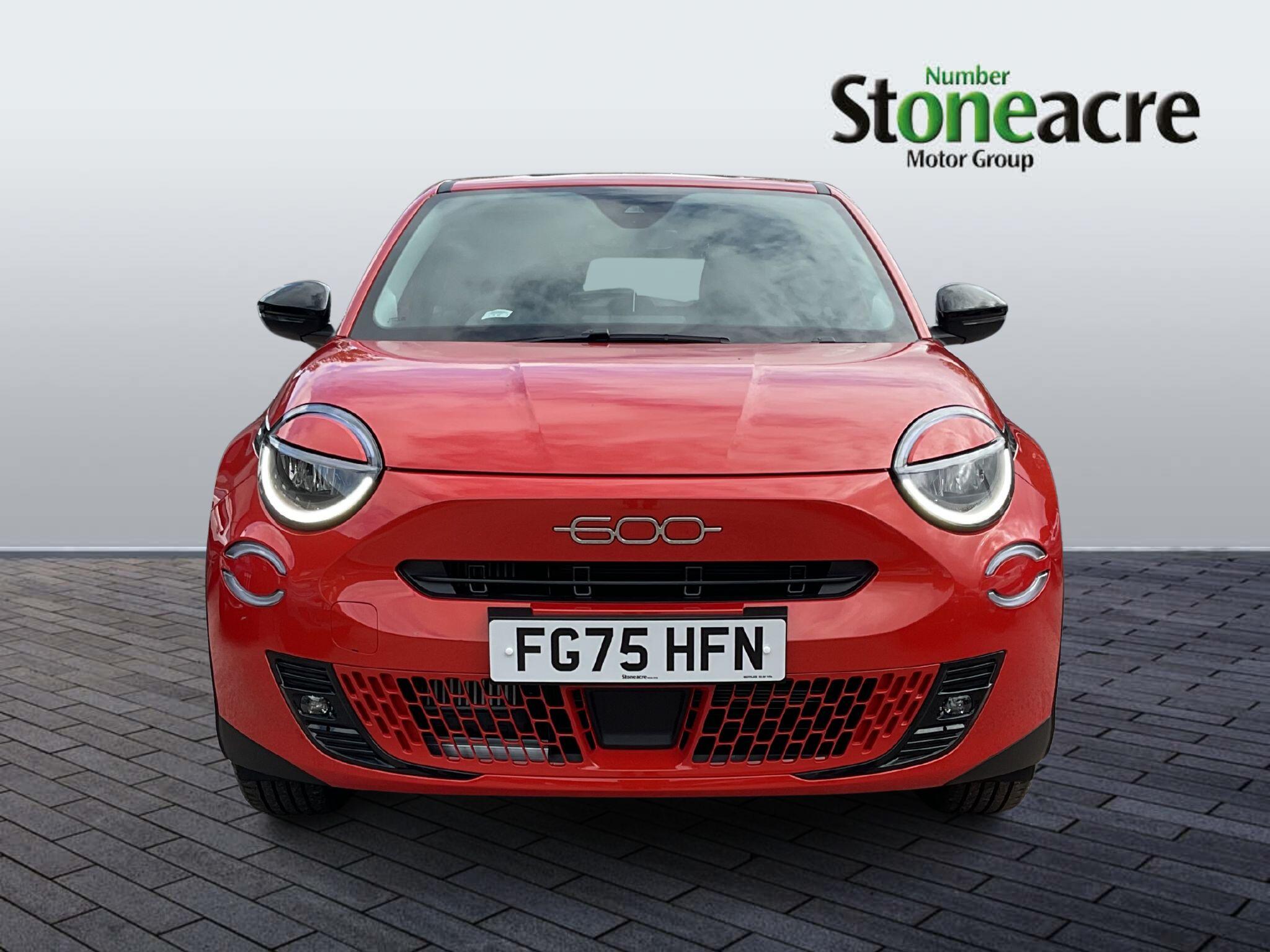 Fiat 600 1.2 MHEV e-DCT Euro 6 (s/s) 5dr FG75HFN Image 2