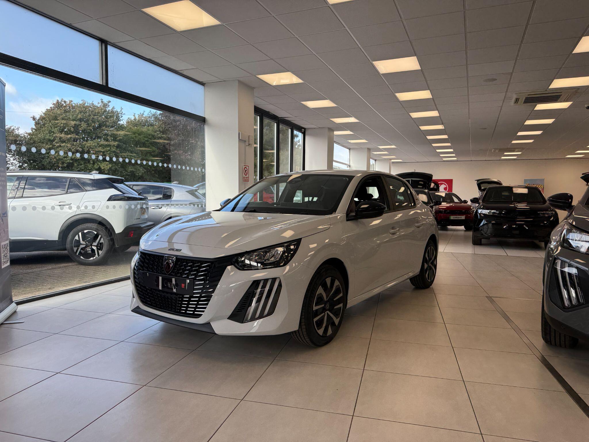 Peugeot 208 1.2 PureTech Style Euro 6 (s/s) 5dr null Image 1