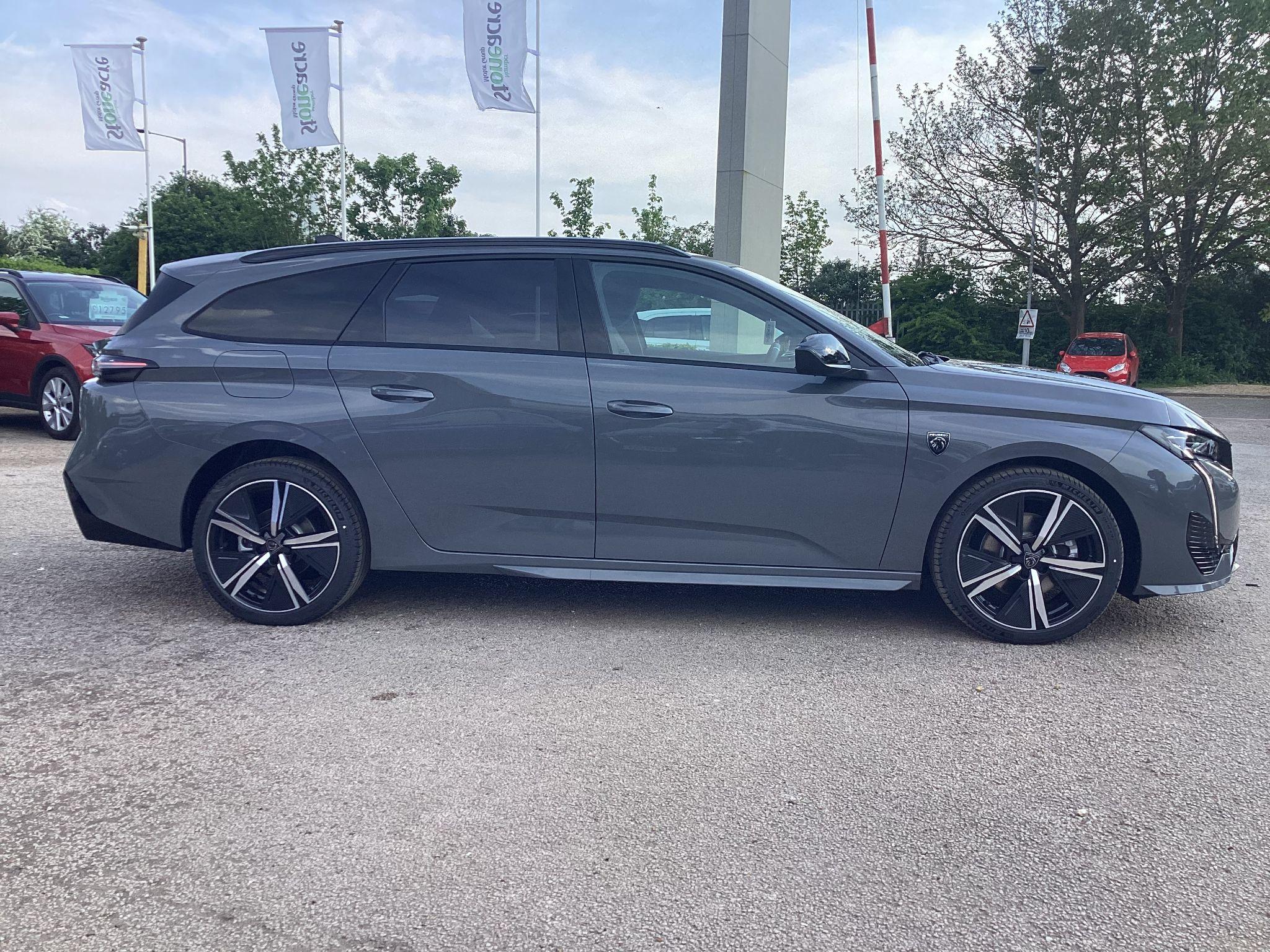 Peugeot 308 SW 1.5 BlueHDi GT EAT Euro 6 (s/s) 5dr null Image 2