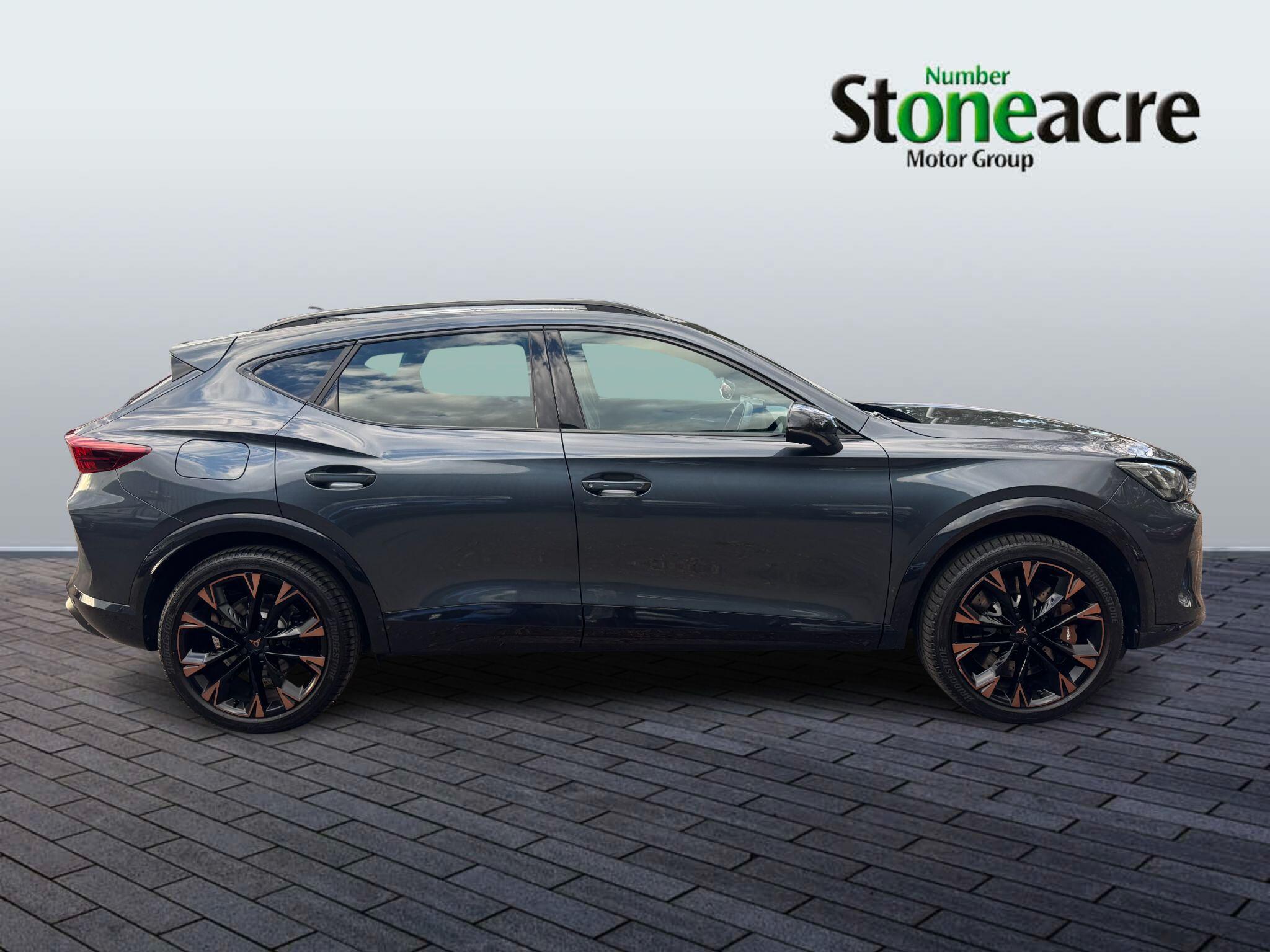 CUPRA Formentor 1.5 eHybrid 25.8kWh VZ First Edition DSG Euro 6 (s/s) 5dr AE74UUF Image 2