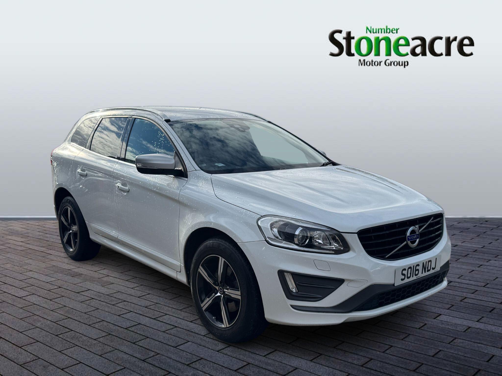 Volvo XC60 2.4 D4 R-Design Lux Nav AWD Euro 6 (s/s) 5dr SO16NDJ Image 1
