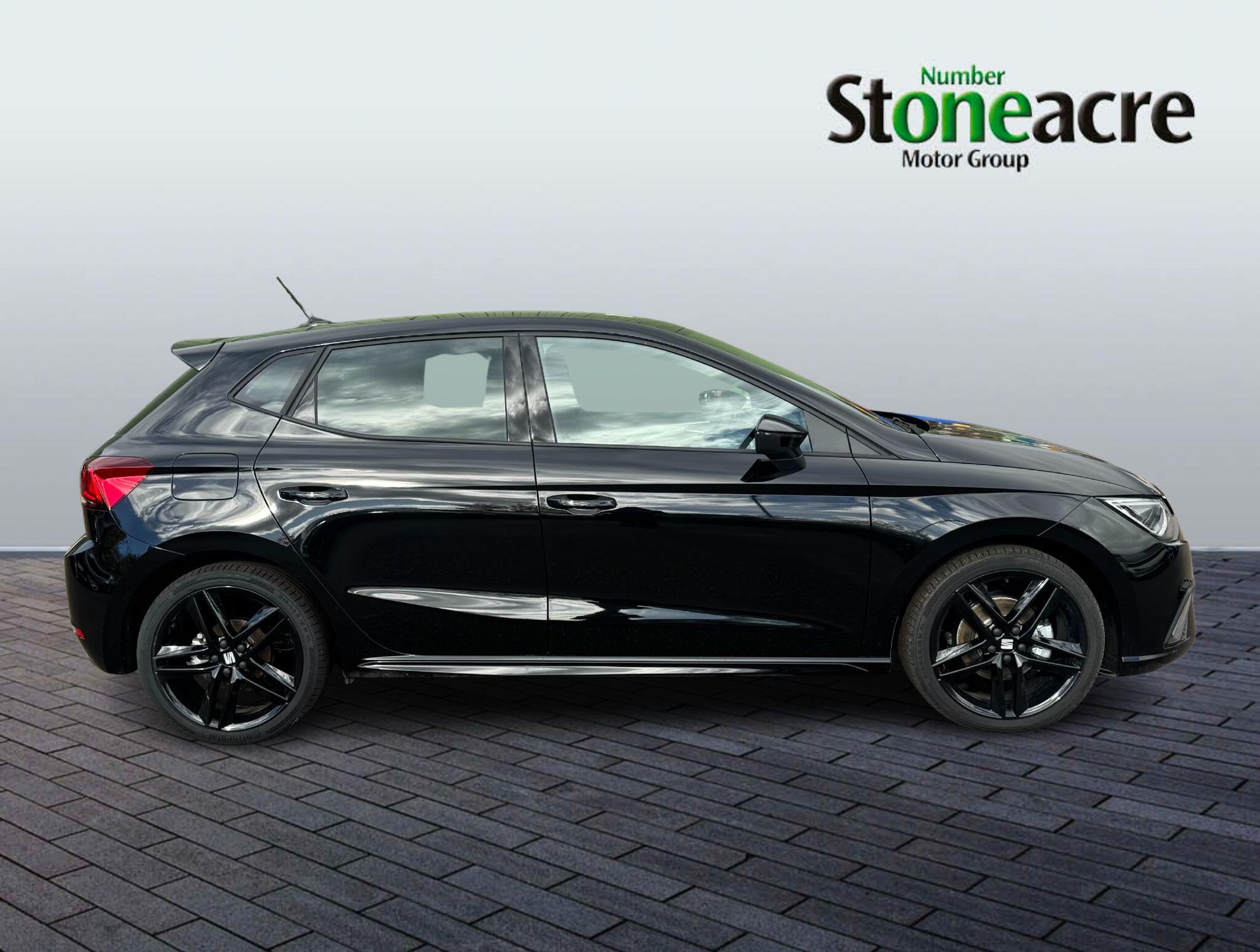 SEAT Ibiza 1.0 TSI FR Black Edition DSG Euro 6 (s/s) 5dr AK75BFX Image 2