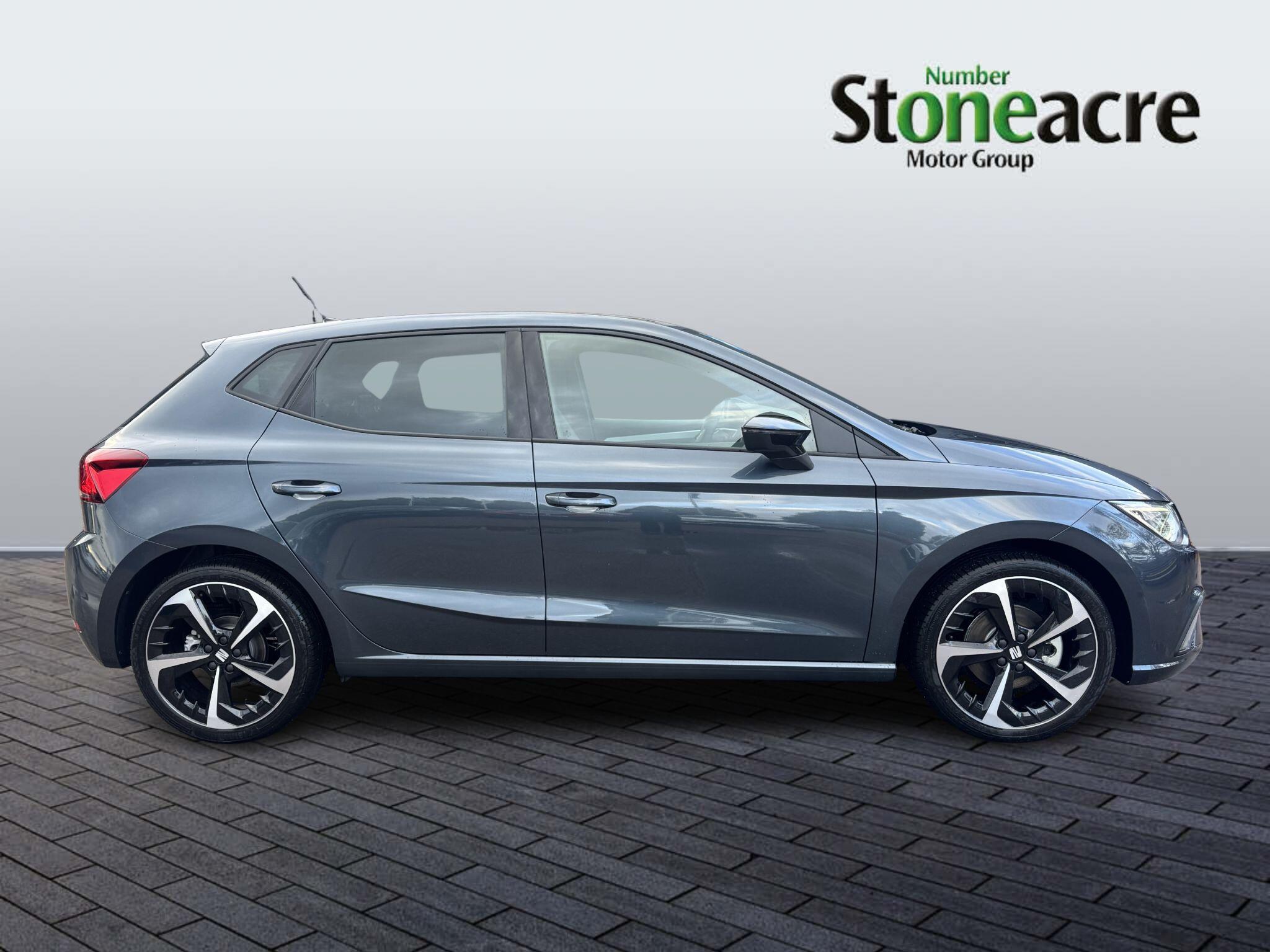 SEAT Ibiza 1.0 TSI FR Sport Euro 6 (s/s) 5dr AK75BFV Image 2