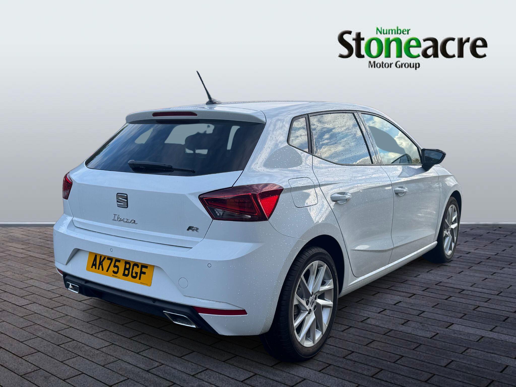 SEAT Ibiza 1.0 TSI FR DSG Euro 6 (s/s) 5dr AK75BGF Image 3