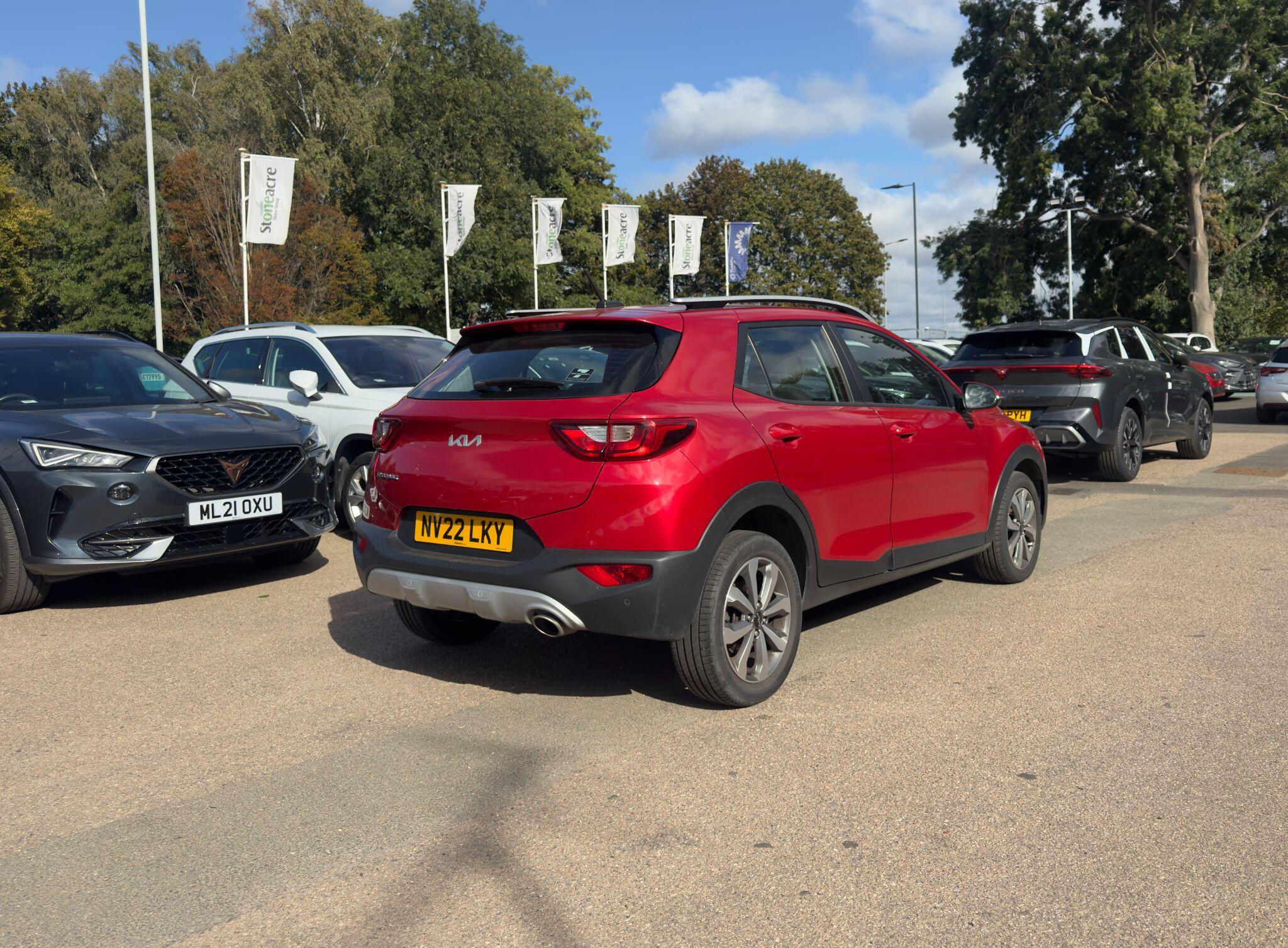 Kia Stonic 1.0 T-GDi 2 DCT Euro 6 (s/s) 5dr NV22LKY Image 3