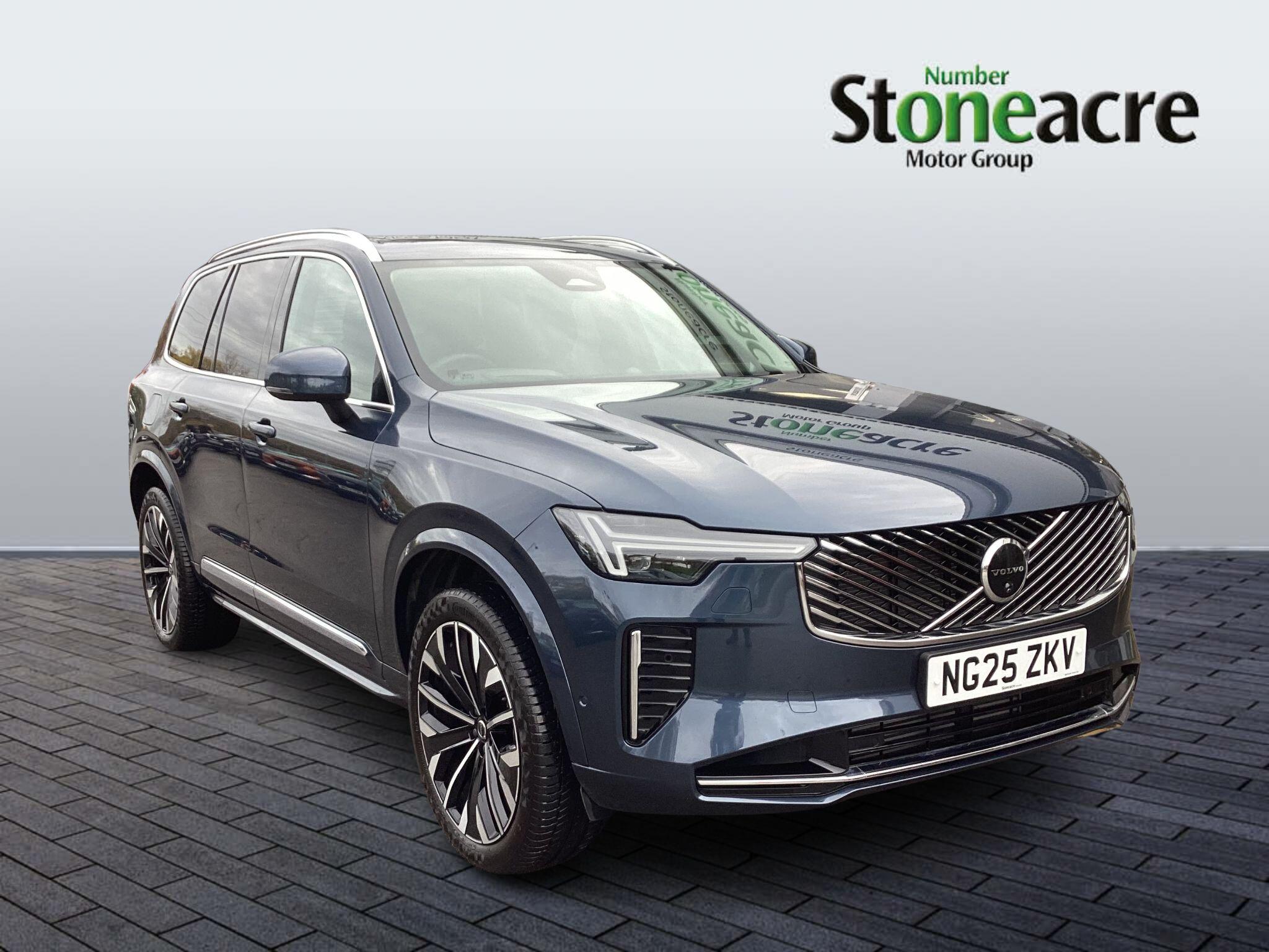 Volvo XC90 2.0 T8 18.8kWh Ultra Bright Auto 4WD Euro 6 (s/s) 5dr NG25ZKV Image 1