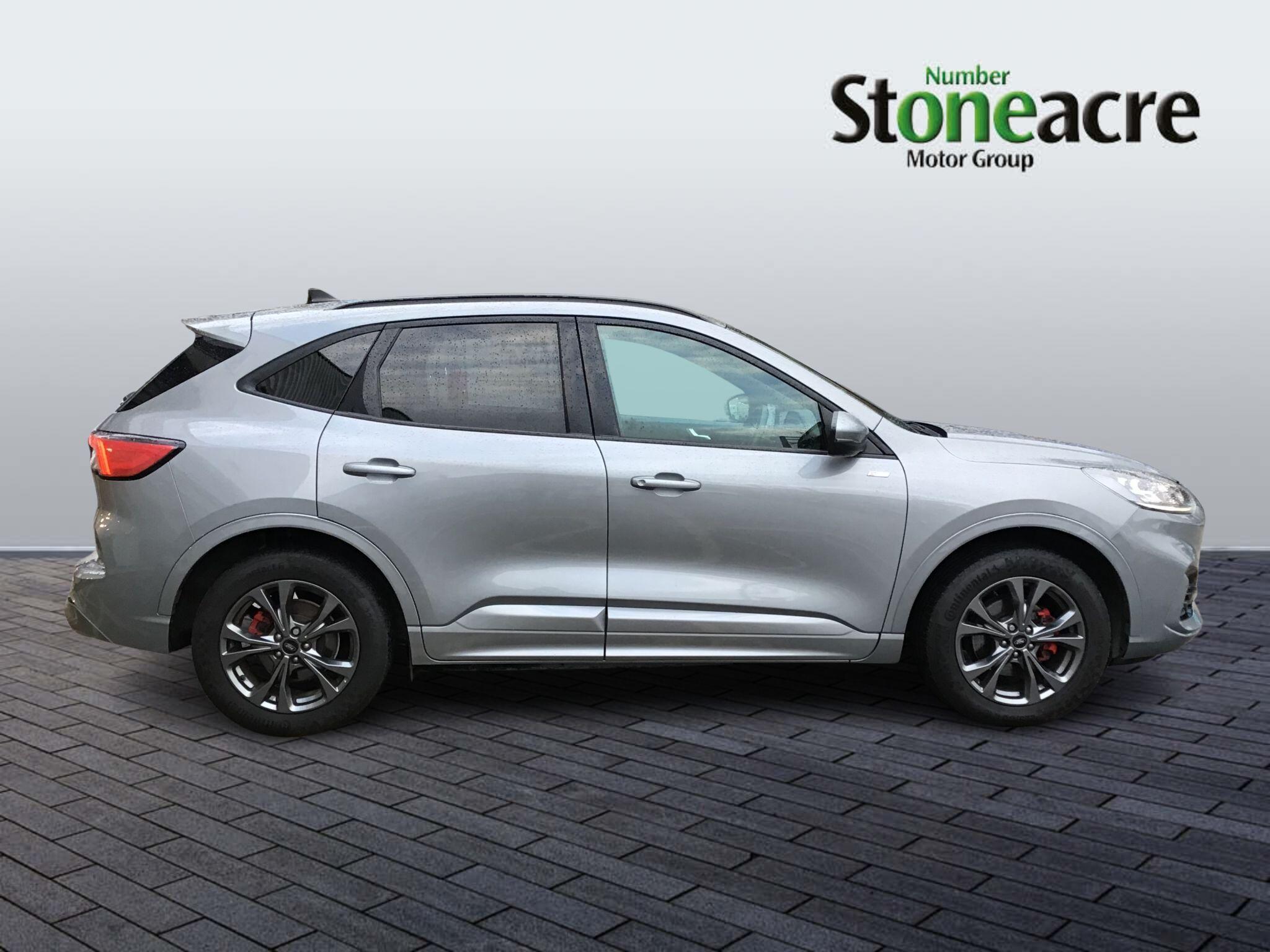 Ford Kuga Plug-In Hybrid 2.5 PHEV ST-Line 5dr CVT YE22ORN Image 2