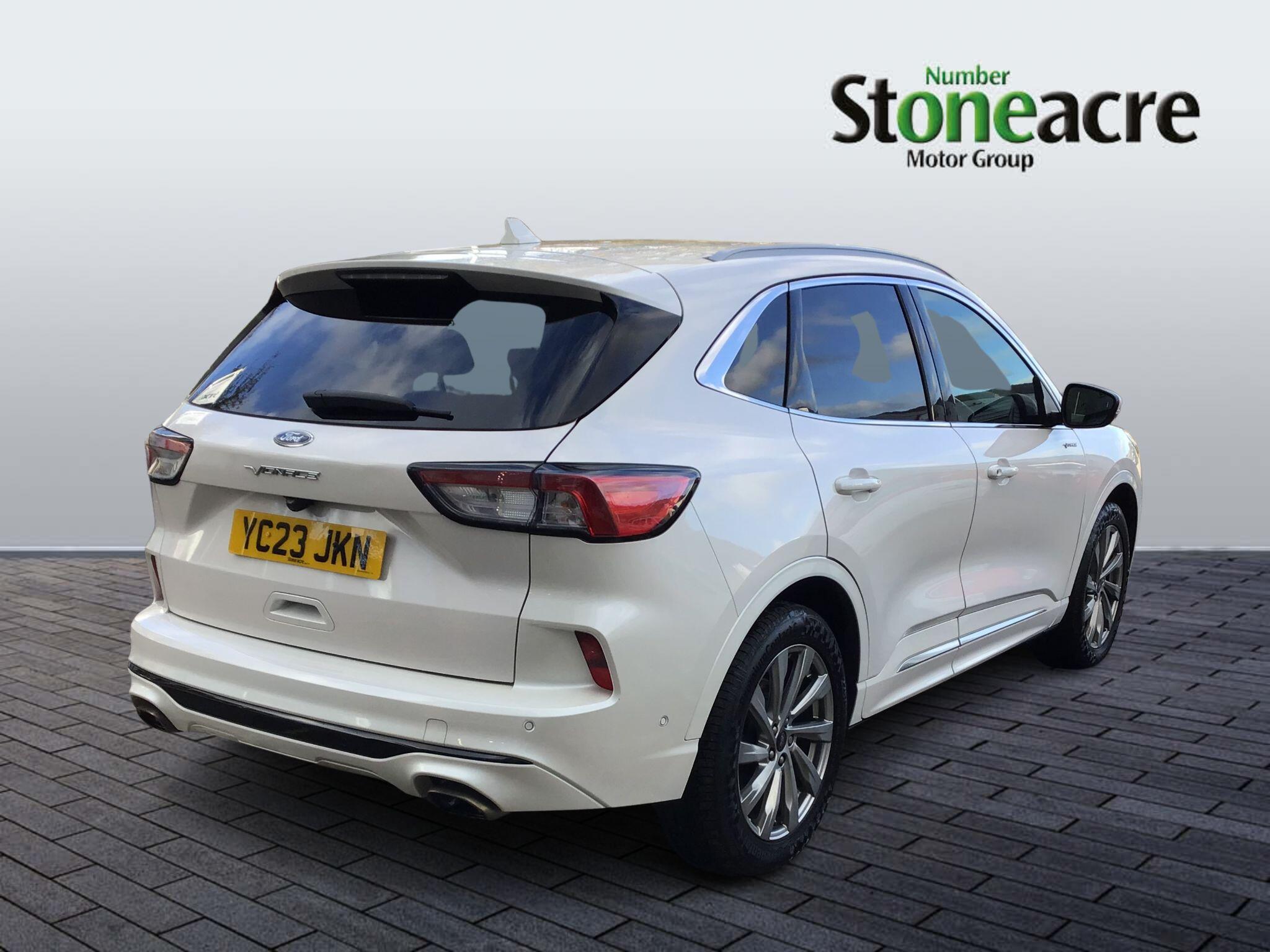 Ford Kuga Plug-In Hybrid 2.5 PHEV Vignale 5dr CVT YC23JKN Image 3
