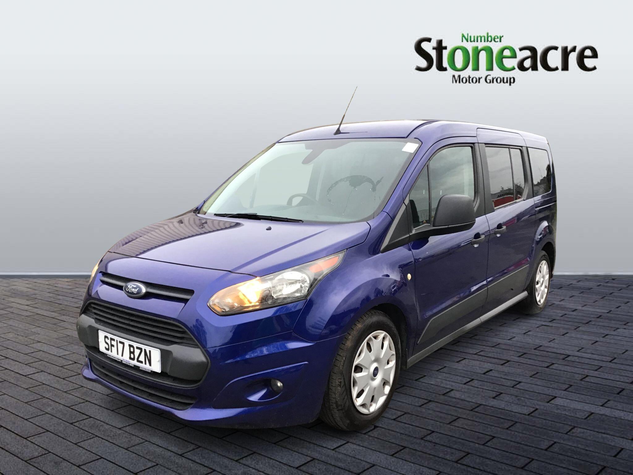 Ford Grand Tourneo Connect 1.5 TDCi Zetec Powershift Euro 6 (s/s) 5dr SF17BZN Image 3