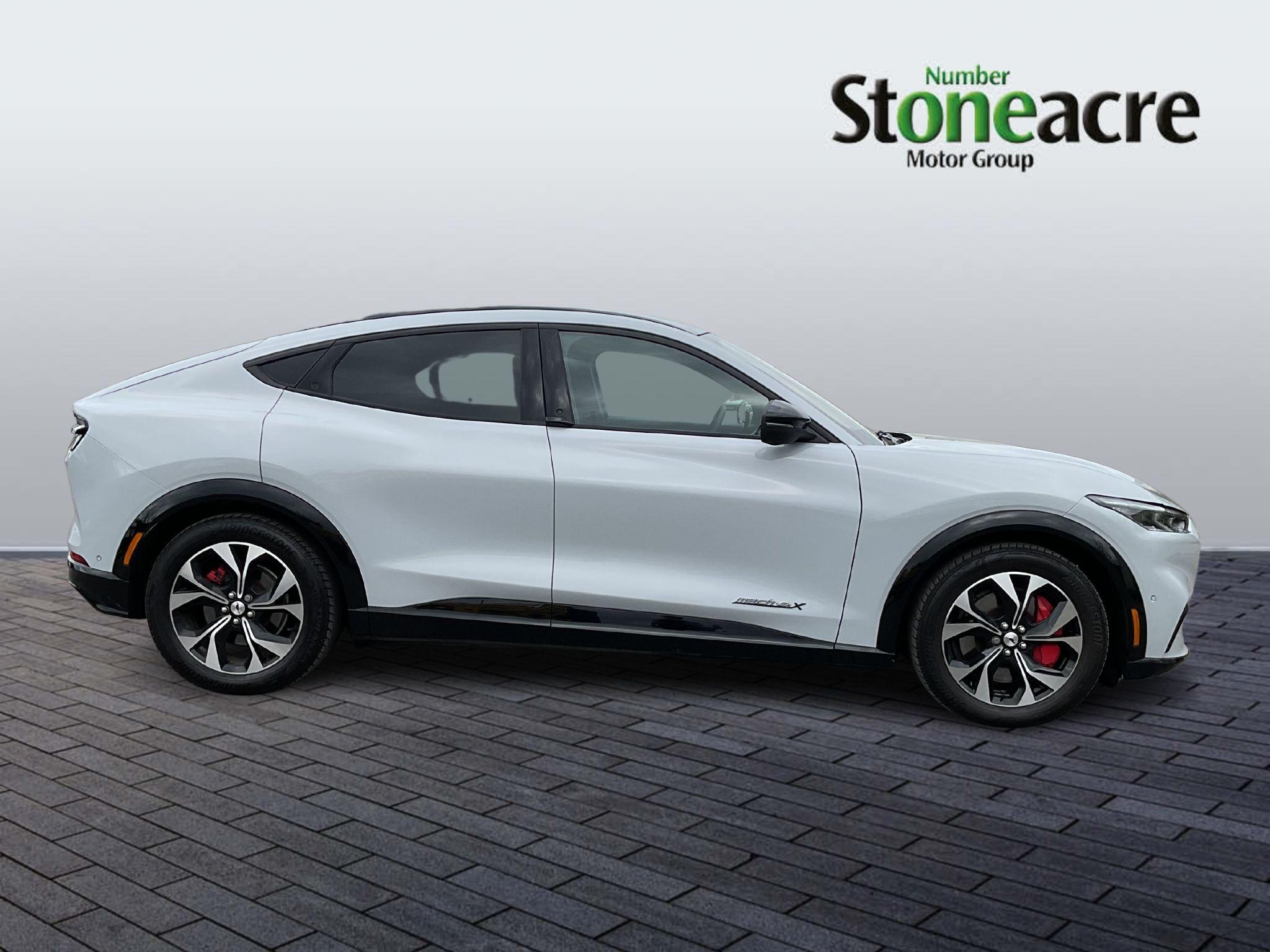 Ford Mustang Mach-E 258kW Extended Range 91kWh AWD 5dr Auto YB23XZK Image 2