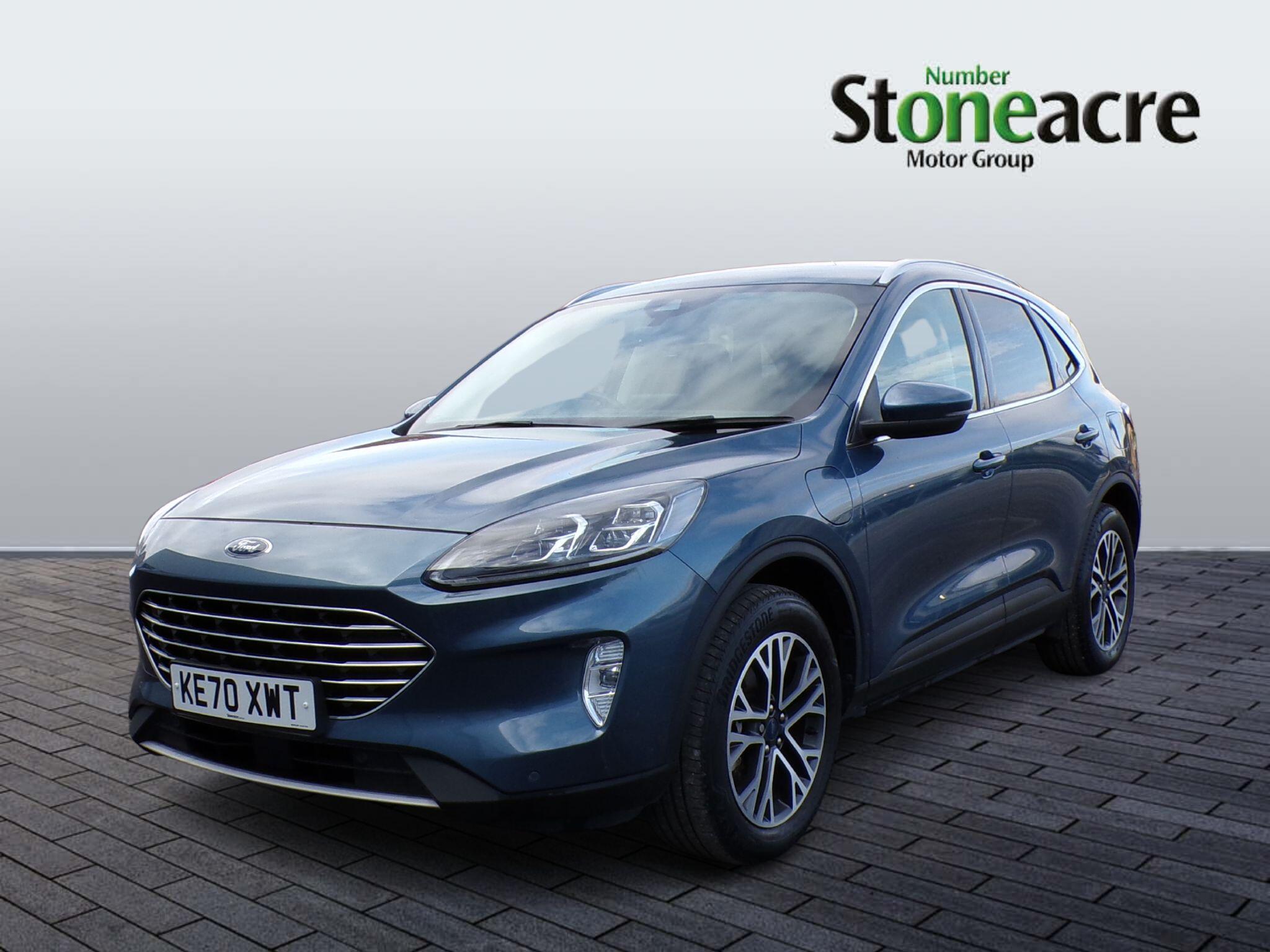 Ford Kuga Plug-In Hybrid 2.5 PHEV Titanium 5dr CVT KE70XWT Image 3