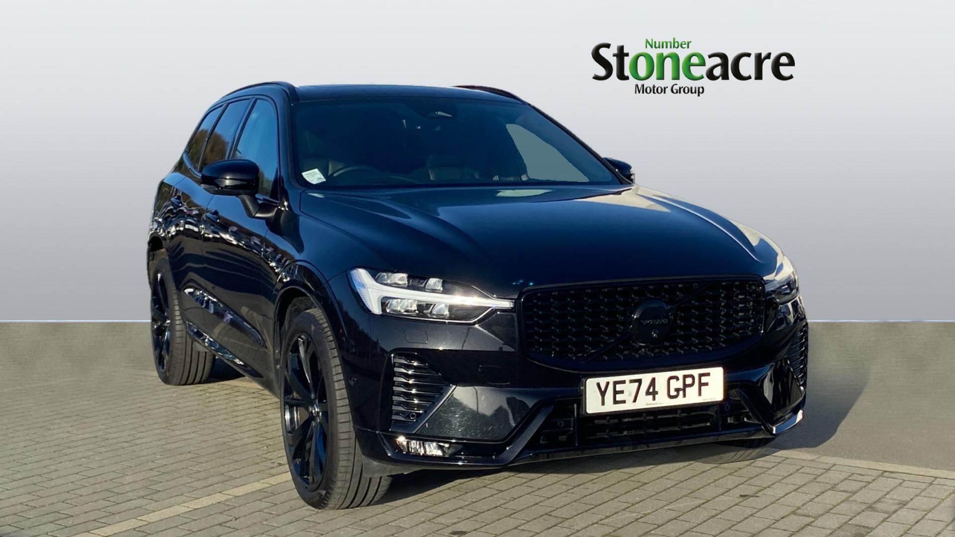 Volvo XC60 2.0 B5 MHEV Ultra Black Edition Auto AWD Euro 6 (s/s) 5dr YE74GPF Image 1