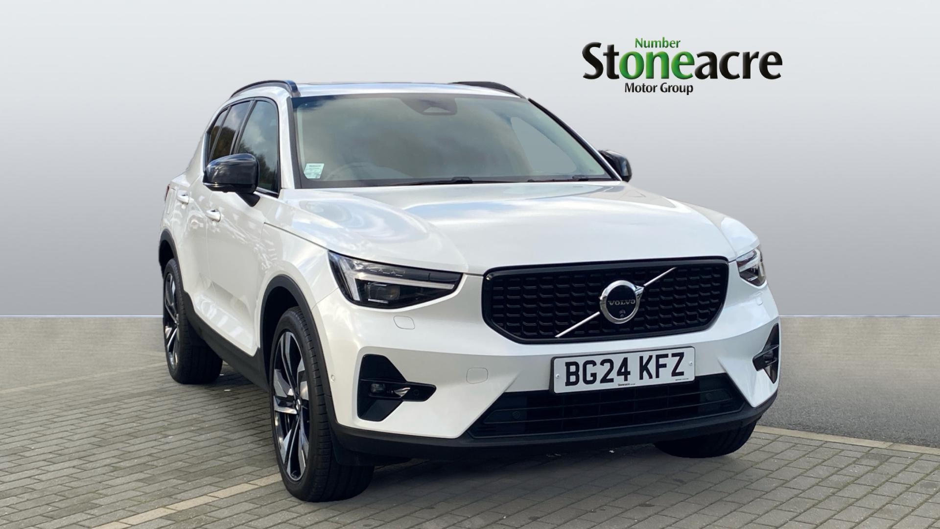 Volvo XC40 Ultimate Dark B3 (163 hp) BG24KFZ Image 1