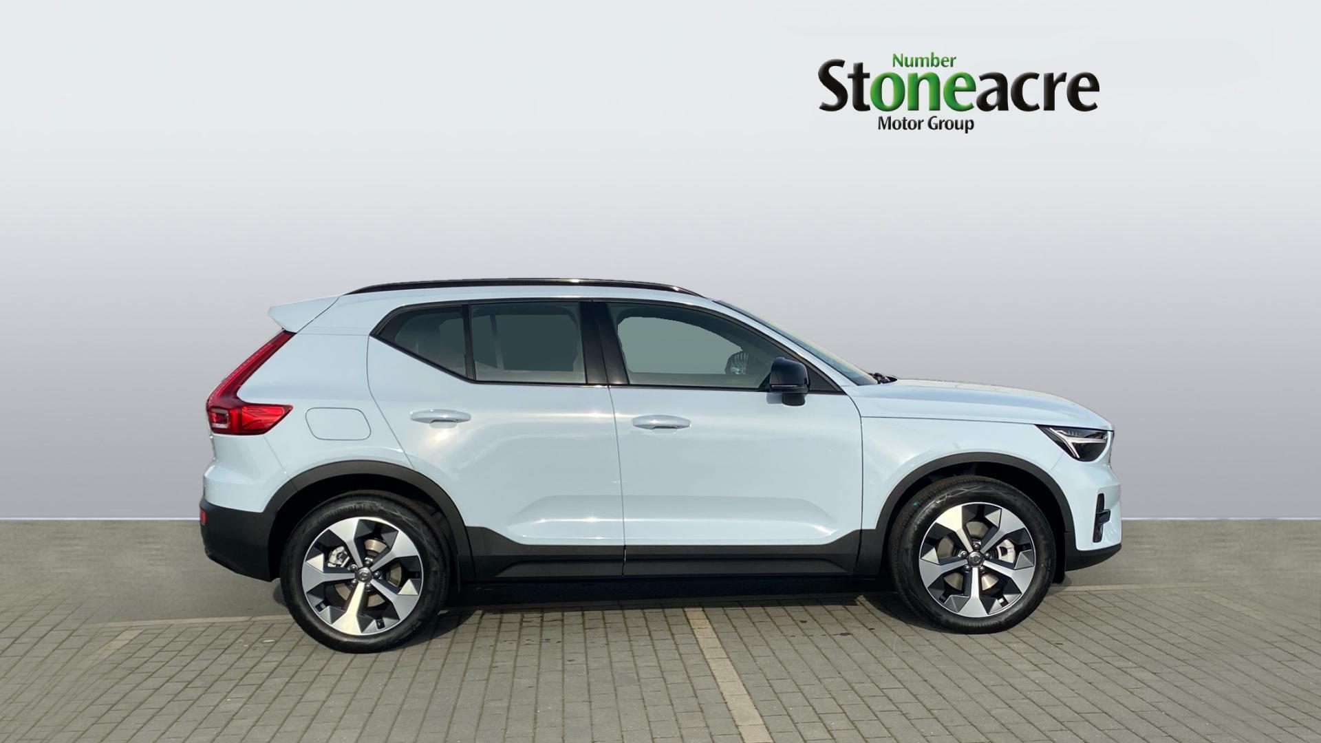 Volvo XC40 Image 3