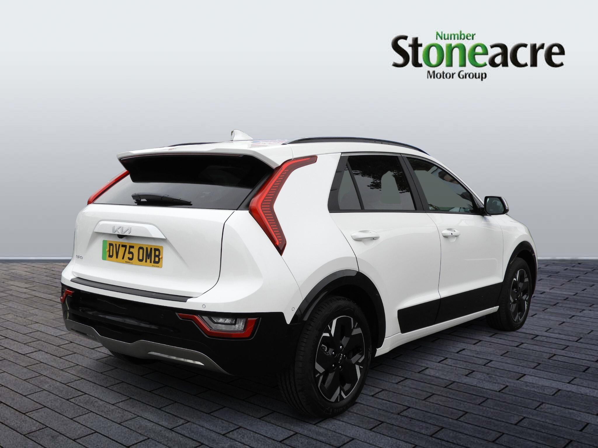 Kia Niro EV 64.8kWh 4 Auto 5dr DV75OMB Image 3