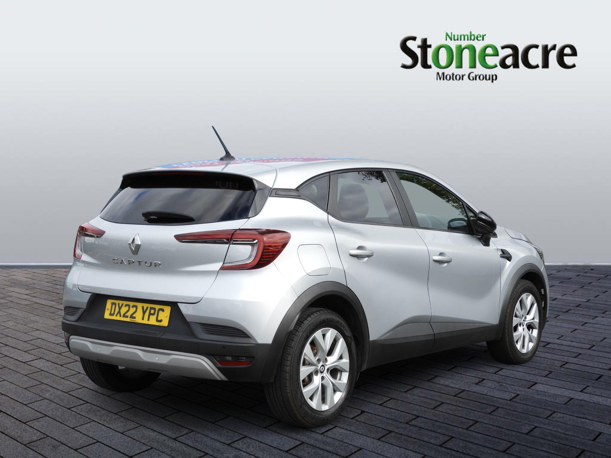 Renault Captur Image 3