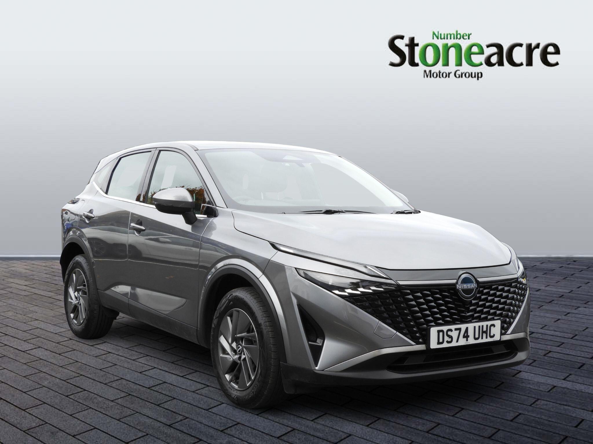 Nissan Qashqai 1.3 DIG-T MHEV Acenta Premium XTRON Euro 6 (s/s) 5dr DS74UHC Image 1