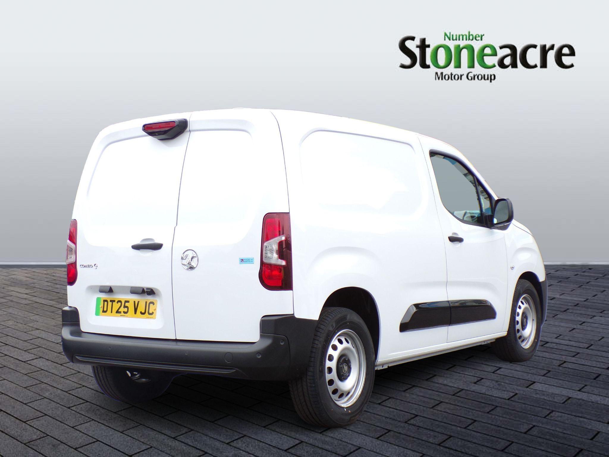 Vauxhall Combo Electric Image 3