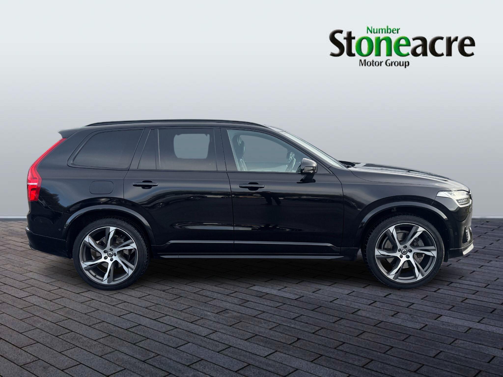 Volvo XC90 2.0h T8 Twin Engine 11.6kWh R-Design Pro Auto 4WD Euro 6 (s/s) 5dr KO69ZND Image 2