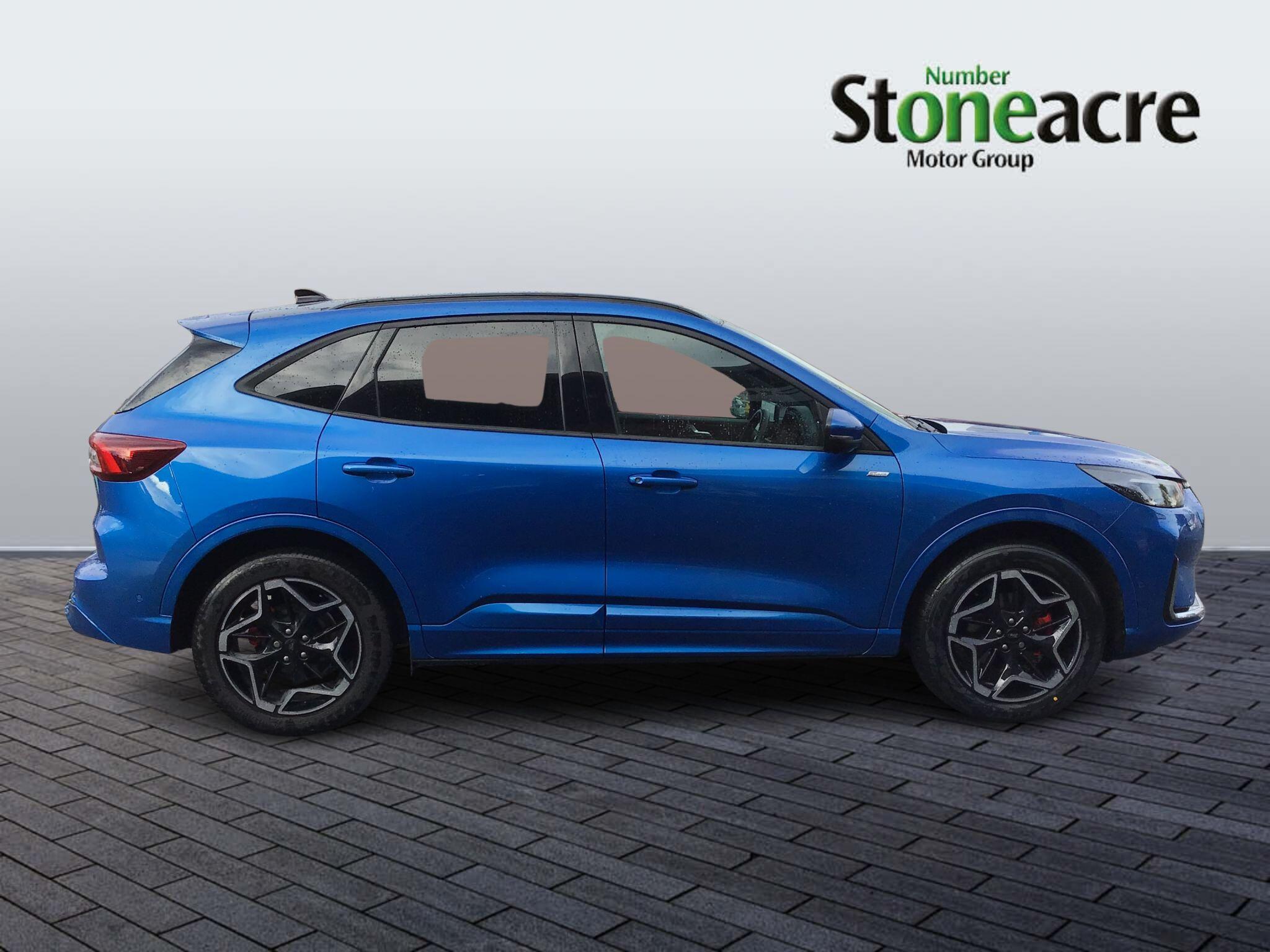 Ford Kuga Plug-In Hybrid Image 2