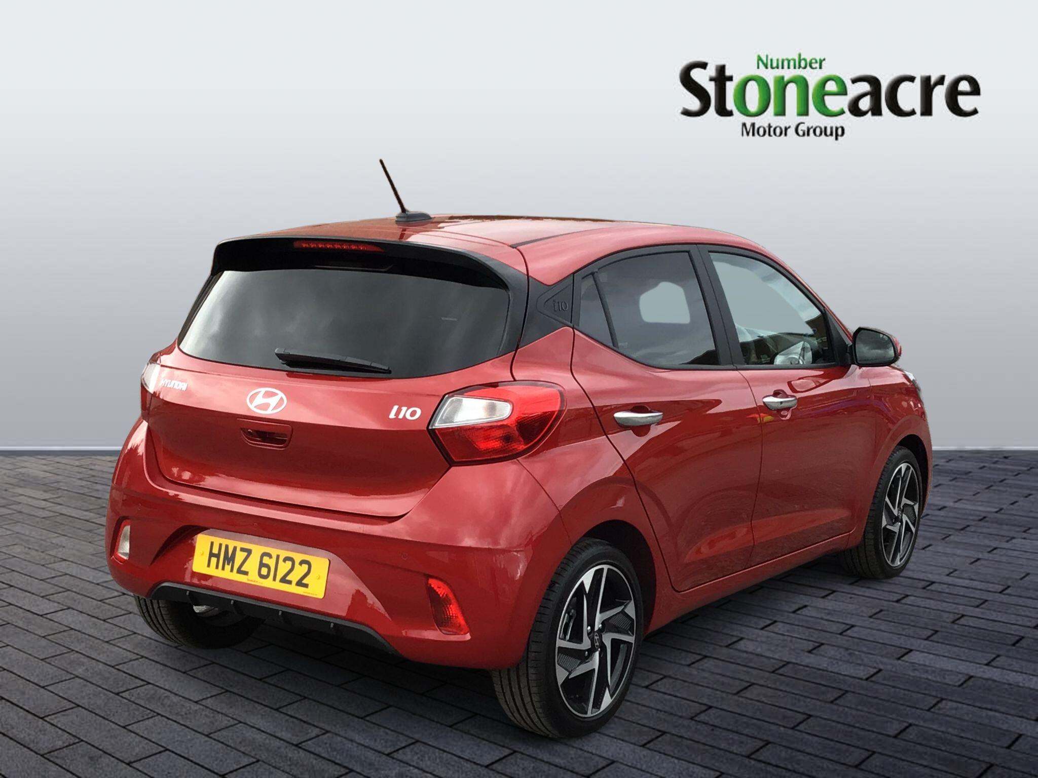 Hyundai i10 1.0 Premium Auto Euro 6 (s/s) 5dr HMZ6122 Image 3