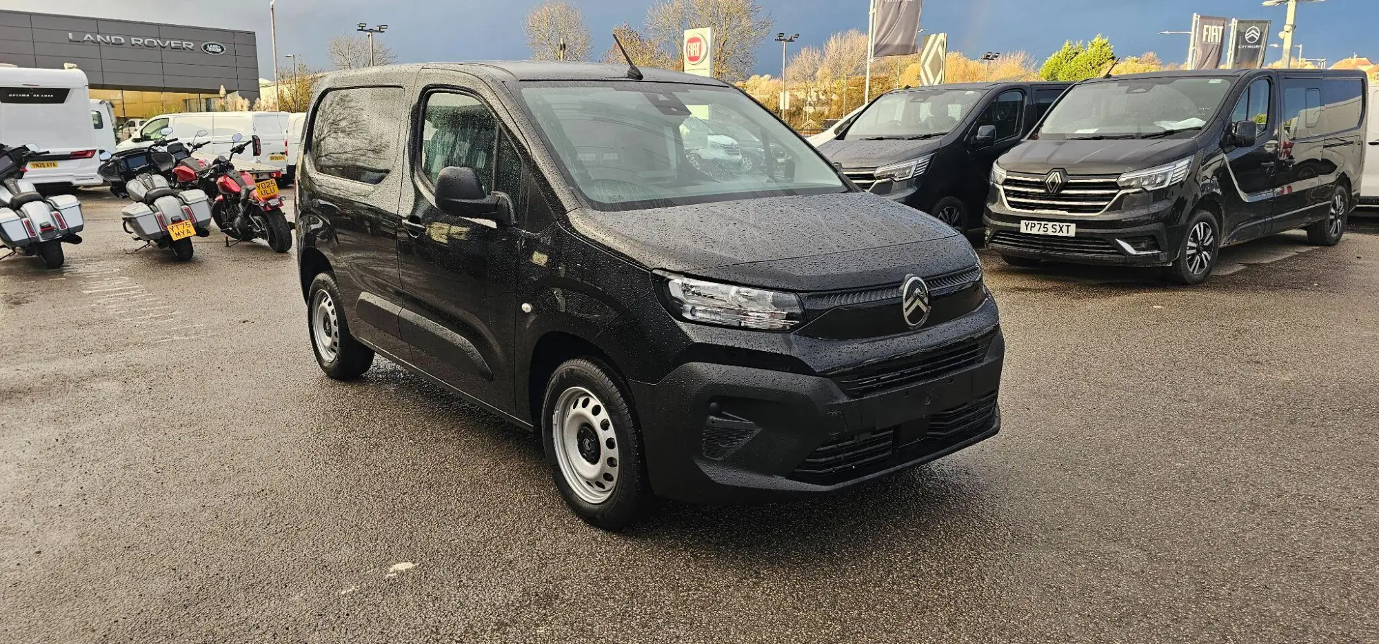 Citroen Berlingo 1.5 1000 Enterprise Plus M SWB Euro 6 (s/s) 5dr Image 1