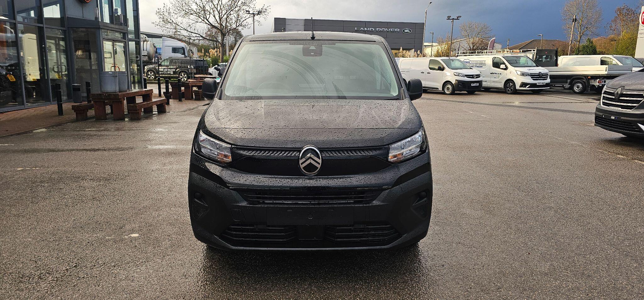 Citroen Berlingo 1.5 1000 Enterprise Plus M SWB Euro 6 (s/s) 5dr Image 2