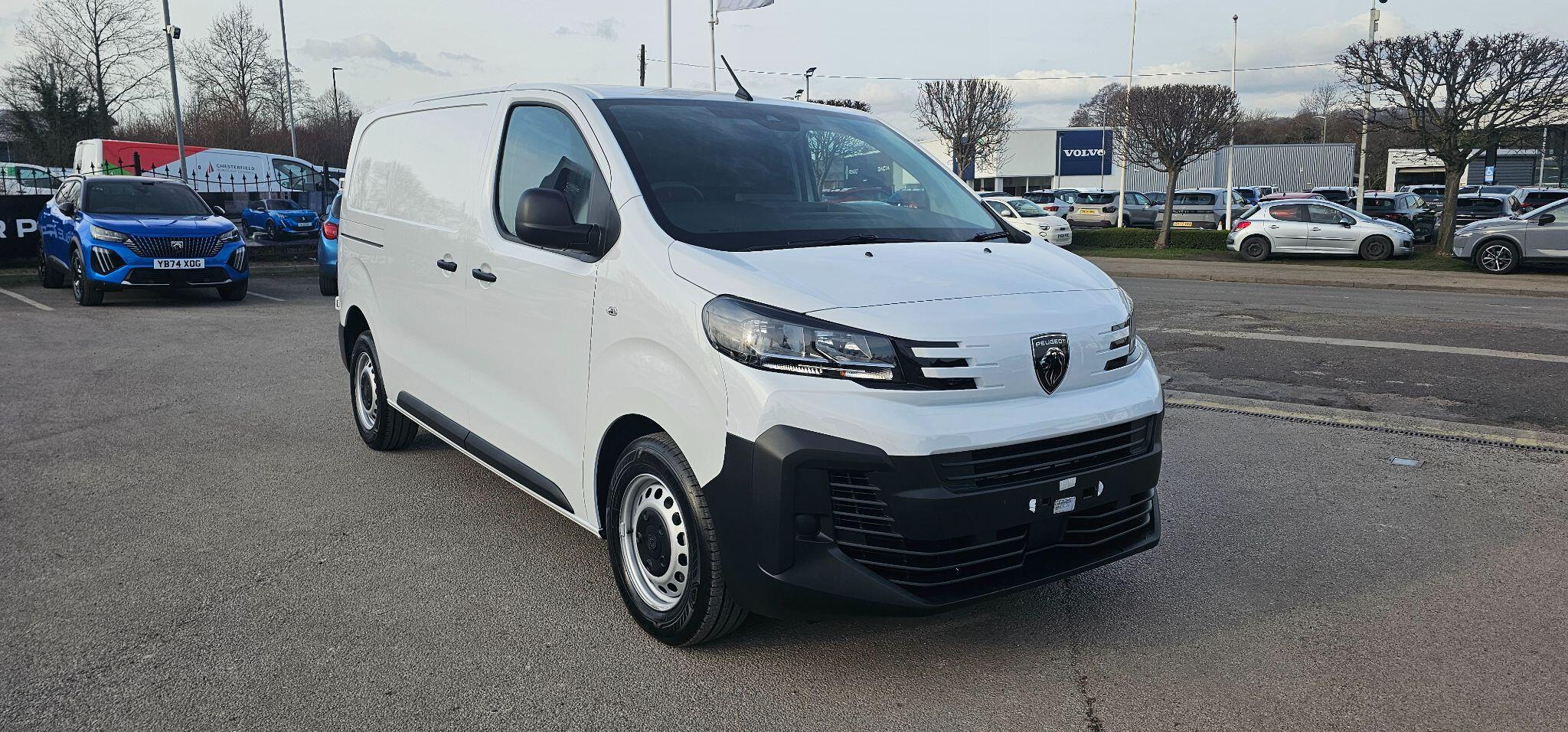 Peugeot Expert 2.2 BlueHDi Professional Standard Panel Van Standard Euro 6 (s/s) 6dr null Image 1