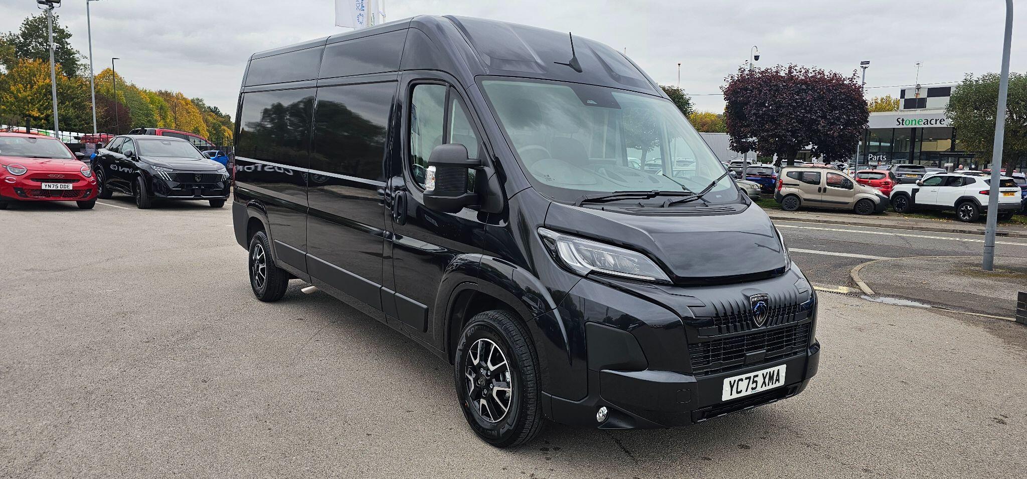 Peugeot Boxer 2.2 BlueHDi 335 Professional Manual L3 H2 Euro 6 (s/s) 5dr YC75XMA Image 1