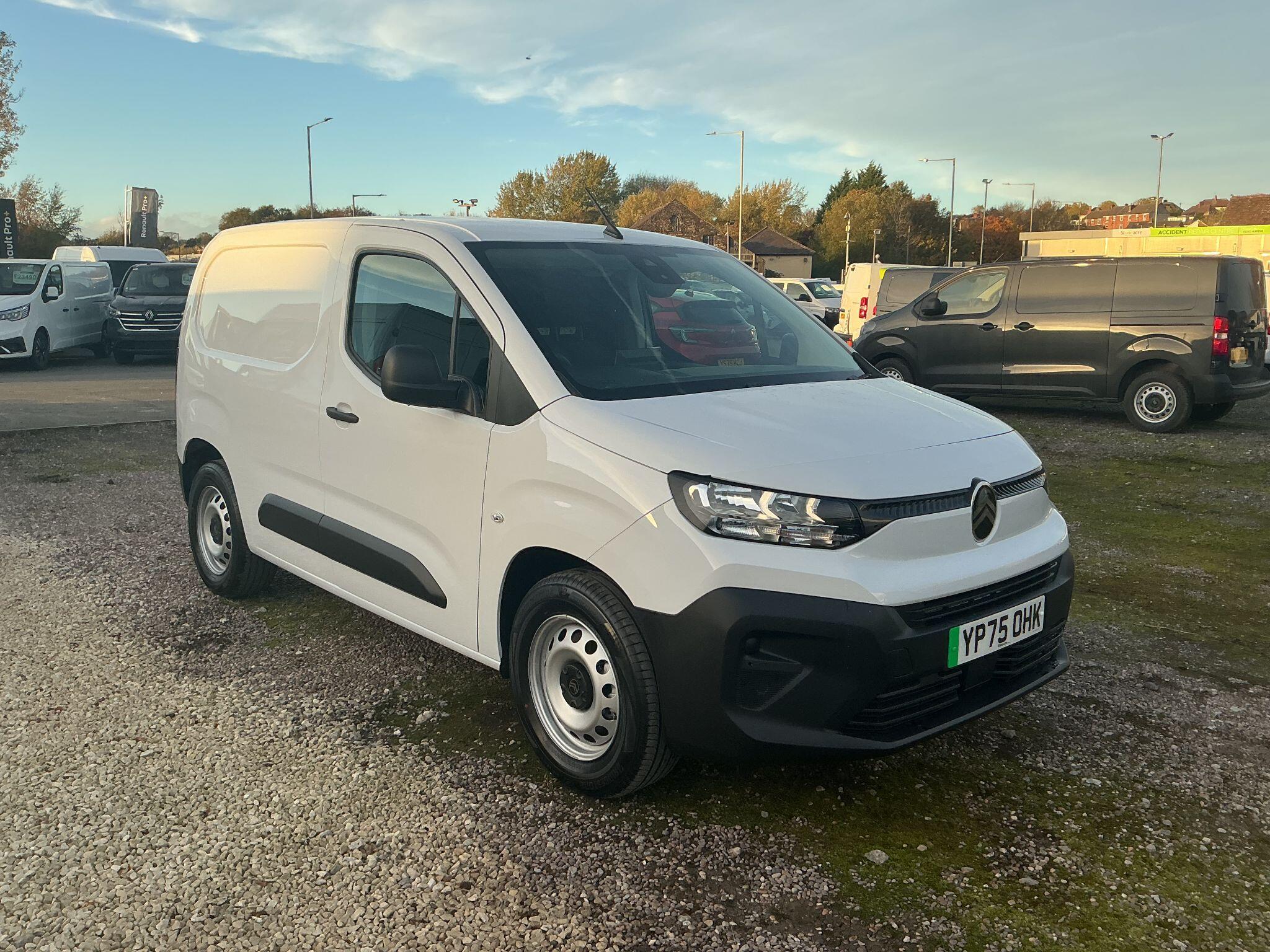 Citroen e-Berlingo 52kWh Enterprise Plus M Panel Van Auto SWB 5dr (7.4kW Charger) YP75OHK Image 1