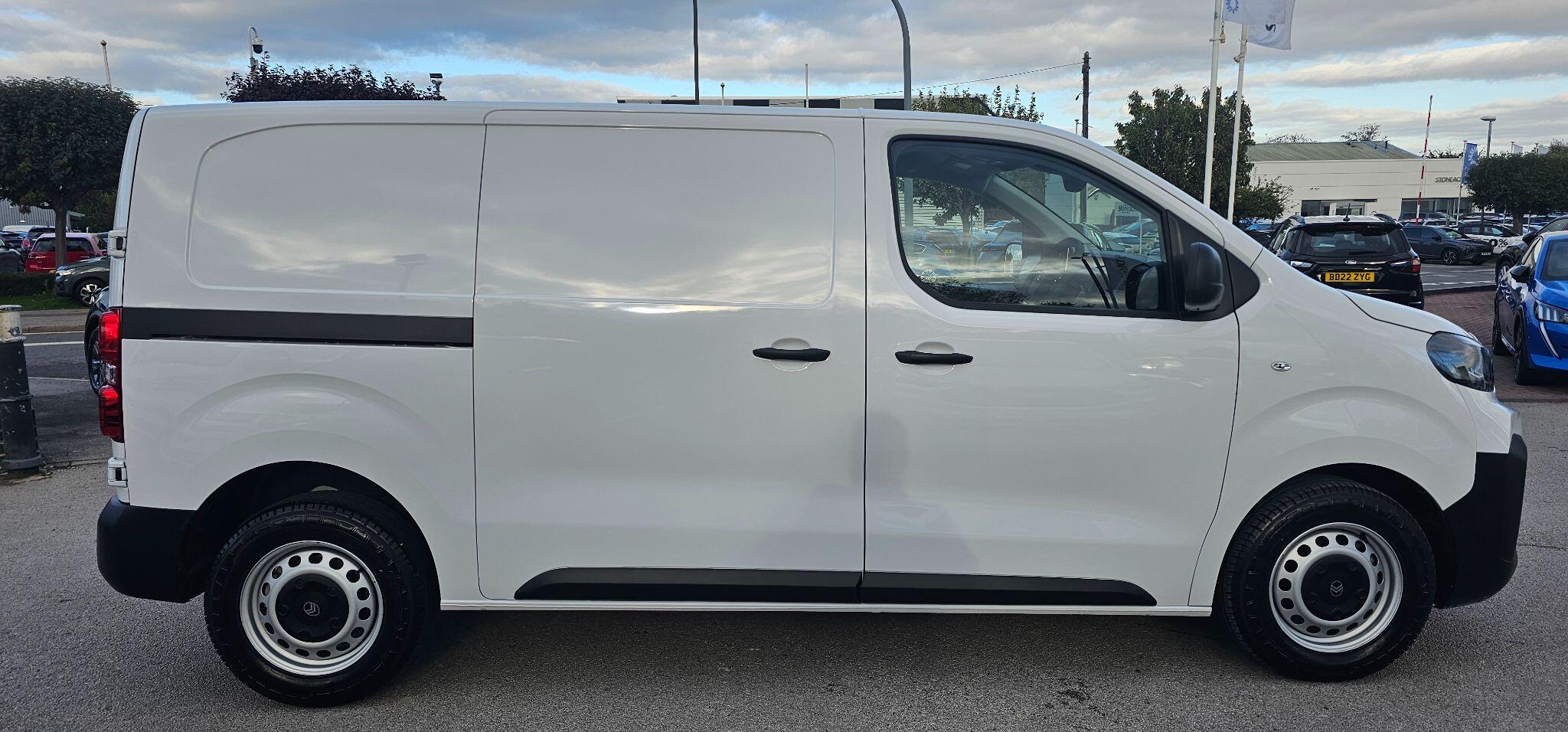 Citroen Dispatch 2.0 BlueHDi 1400 Enterprise M EAT8 MWB Euro 6 (s/s) 6dr YP75OJF Image 2
