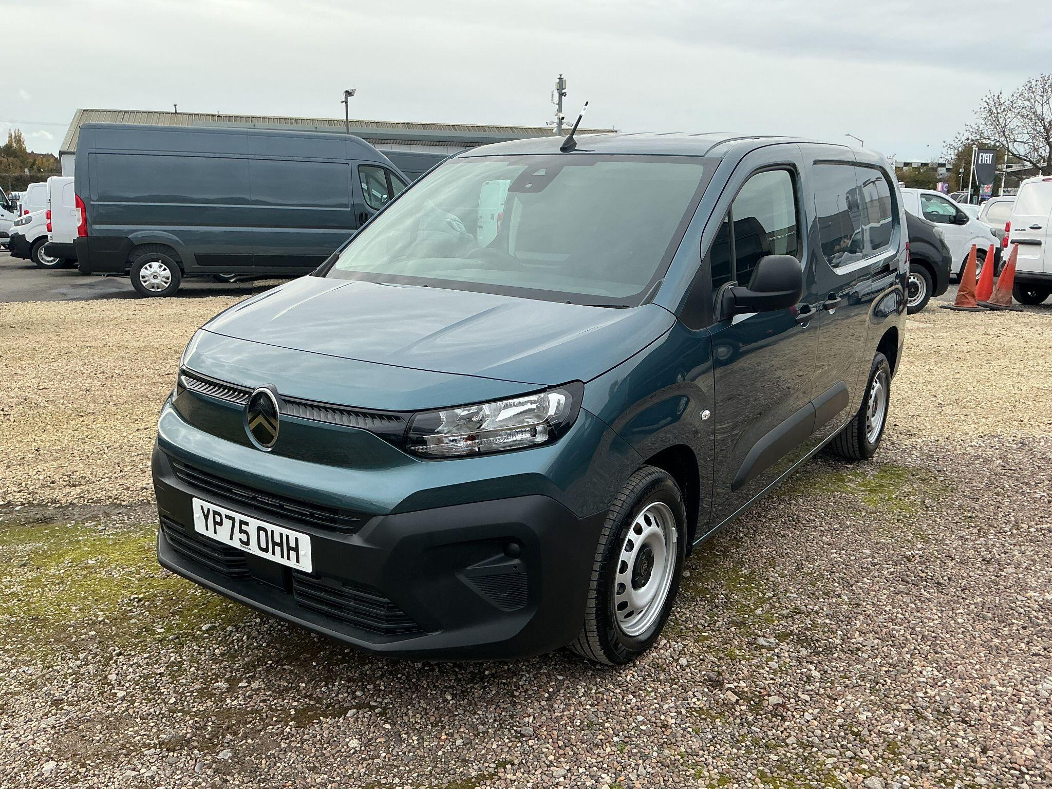 Citroen Berlingo Crew Van 1.5 BlueHDi 850 Enterprise XL Crew Van LWB Euro 6 (s/s) 6dr YP75OHH Image 3