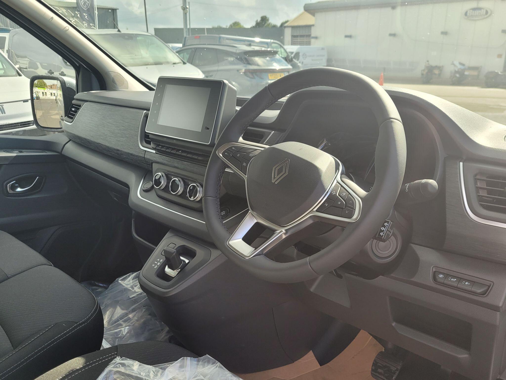 Renault Trafic Image 3