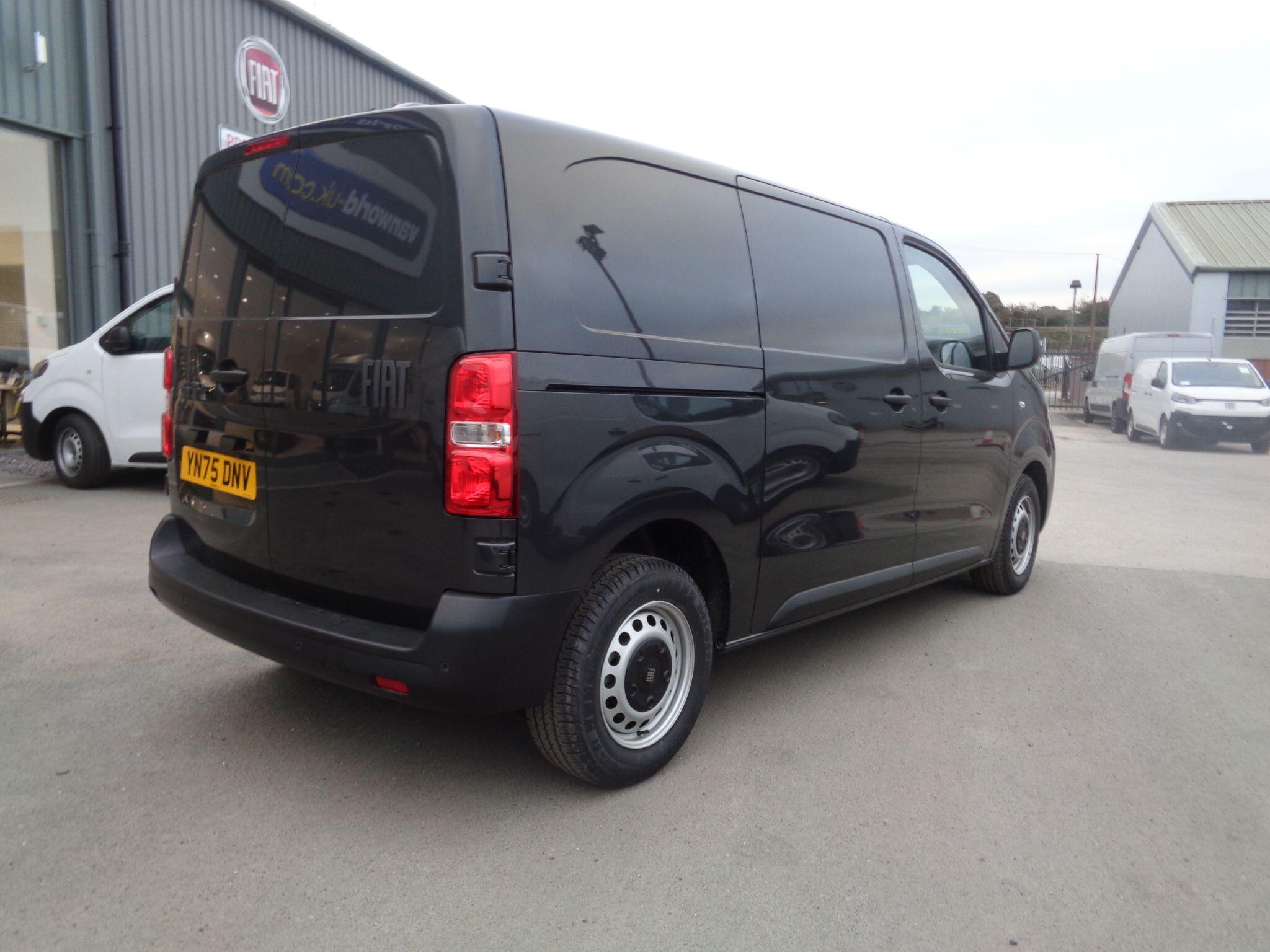 Fiat Scudo Panel Van 1.5 Multijet SWB Euro 6 (s/s) 6dr YN75DNV Image 3