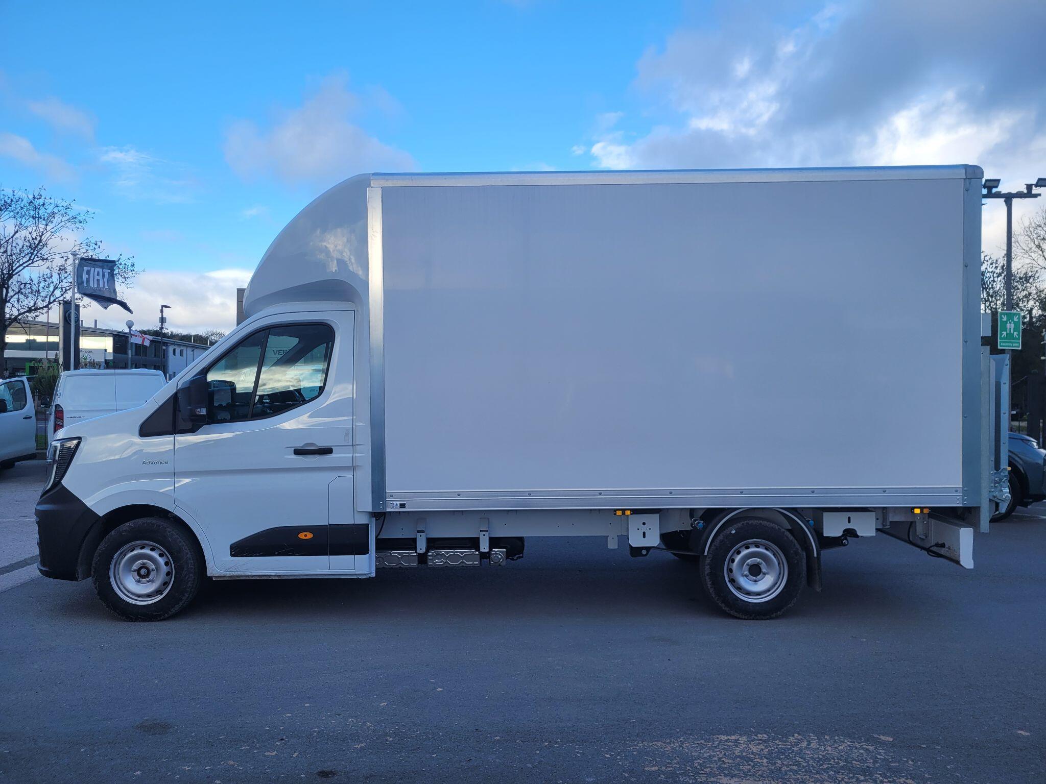 Renault Master Image 3
