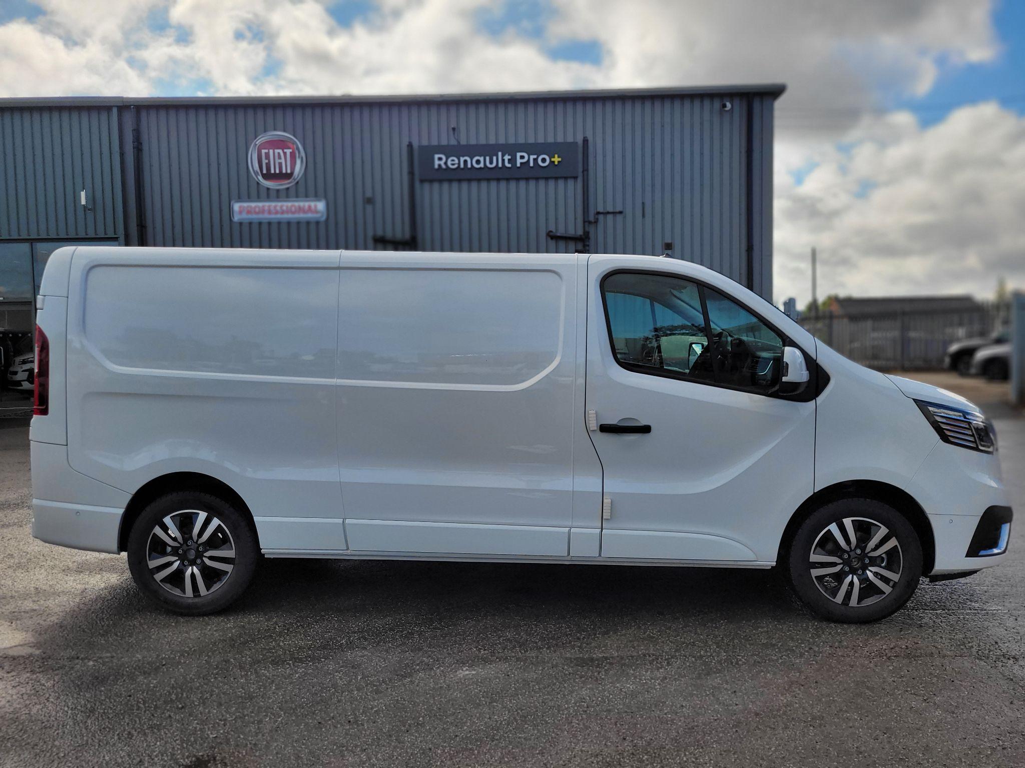 Renault Trafic Image 3