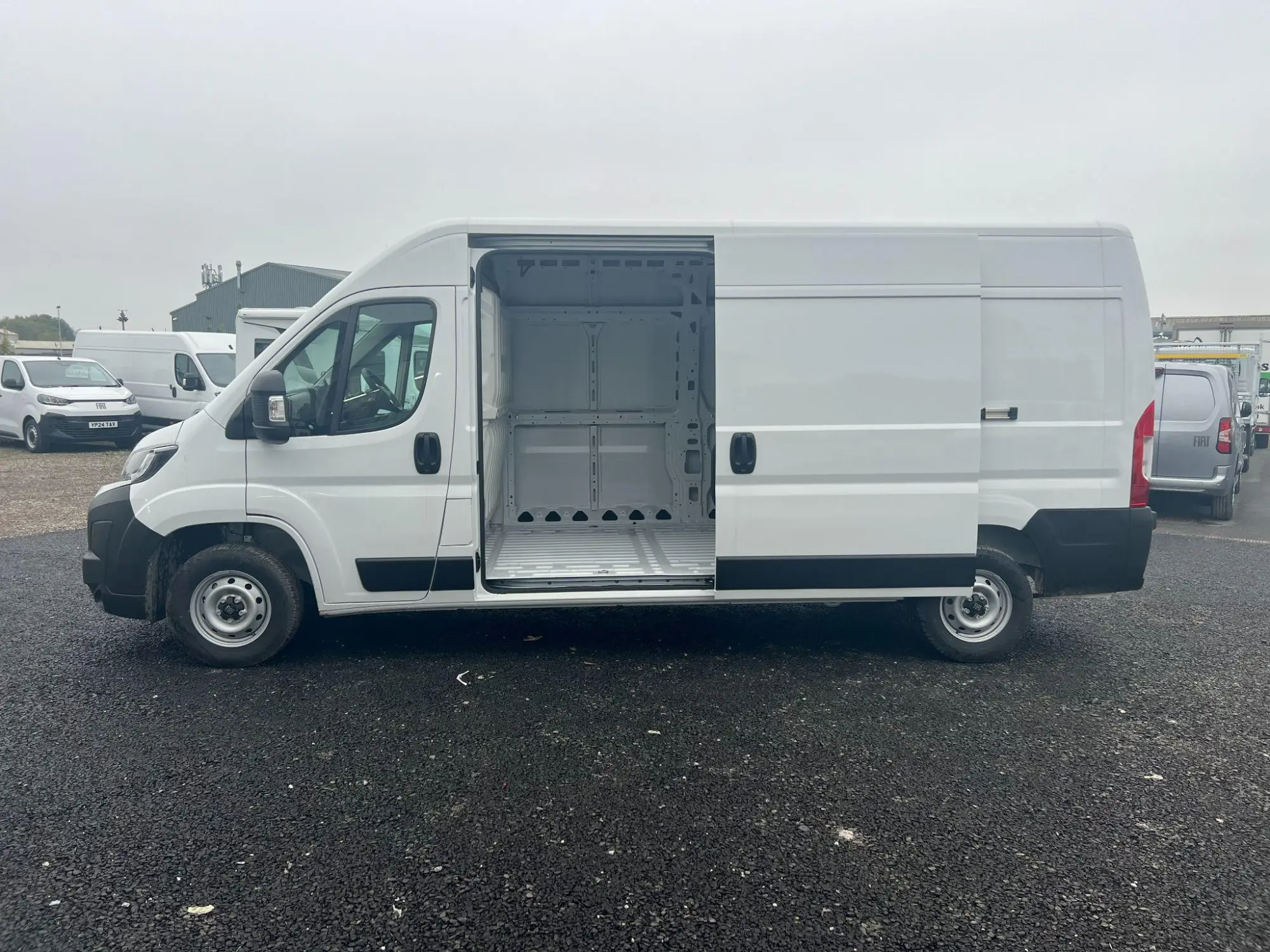 Fiat Ducato Panel Van Image 5