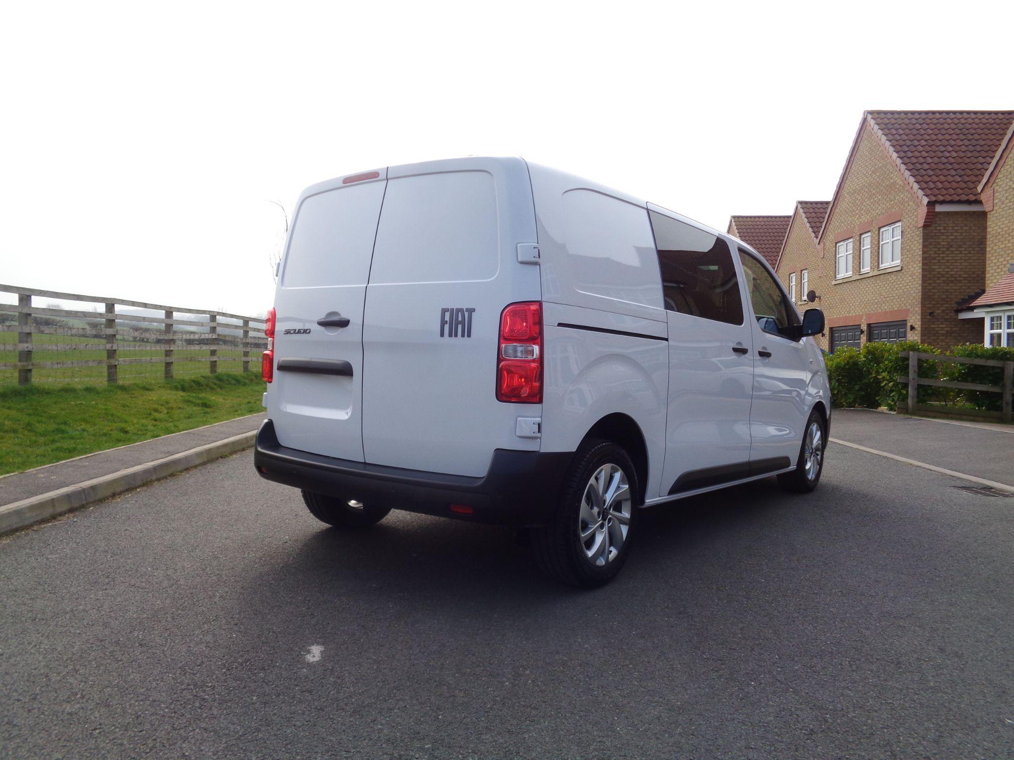 Fiat Scudo Crew Van Image 3