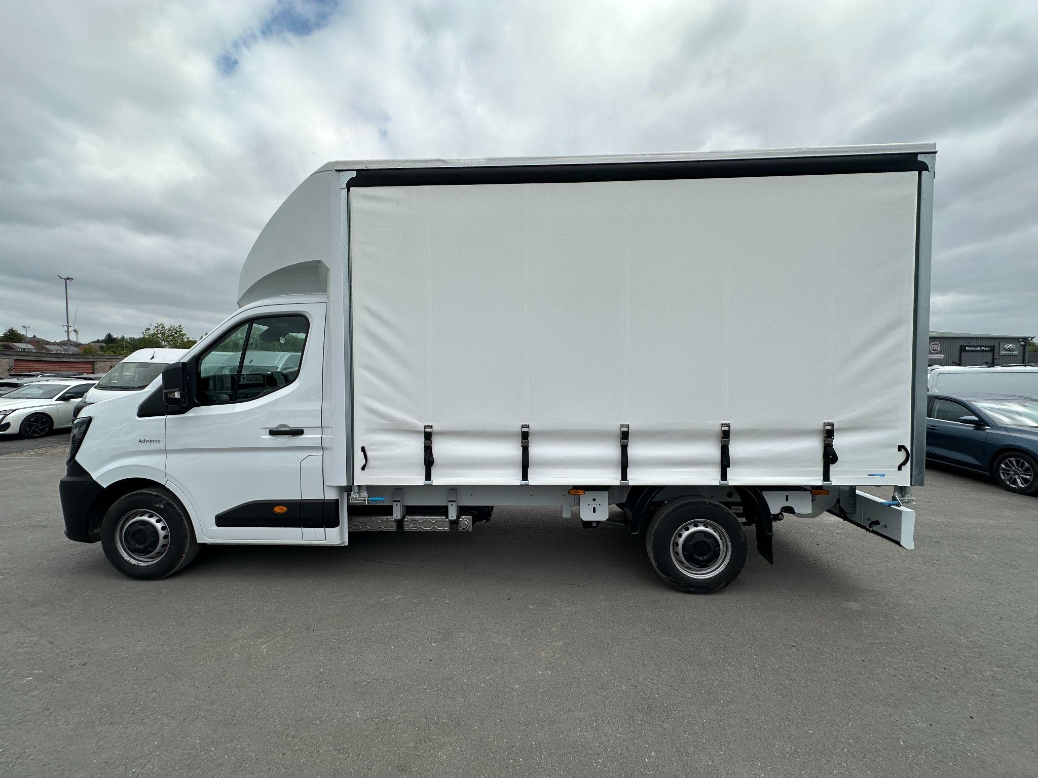 Renault Master Image 3